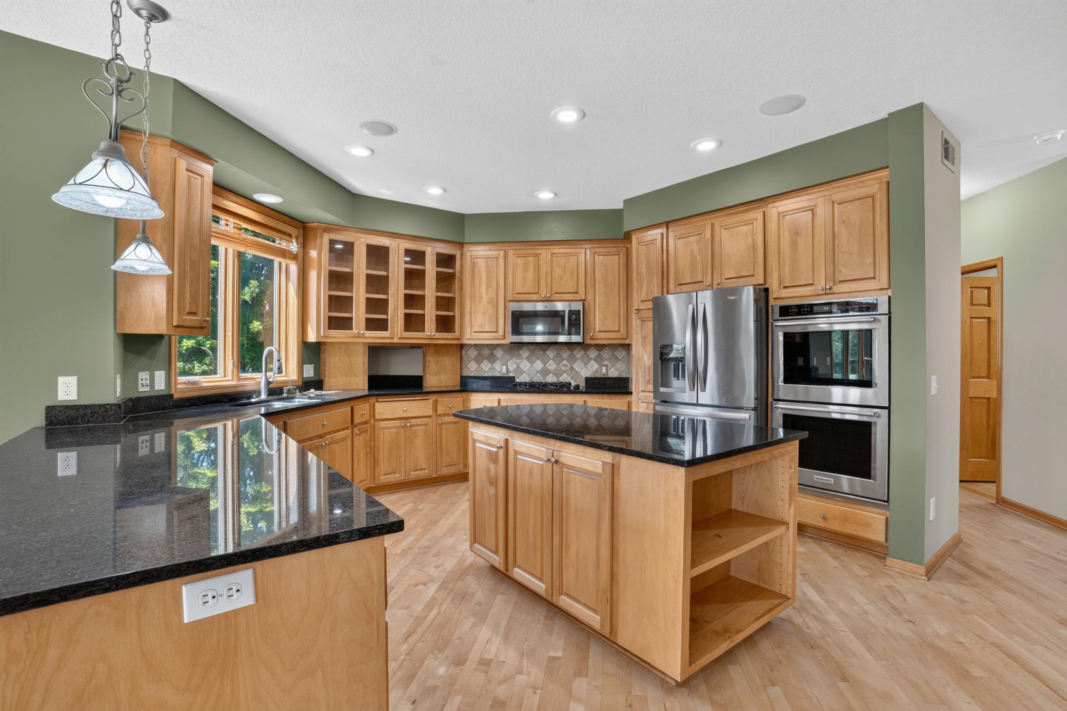 View of Residential at 18897 Explorer Trail, Eden Prairie MN 55347, Eden Prairie (18 of 49) - Mike Wilen | Minnesota Team Real Estate