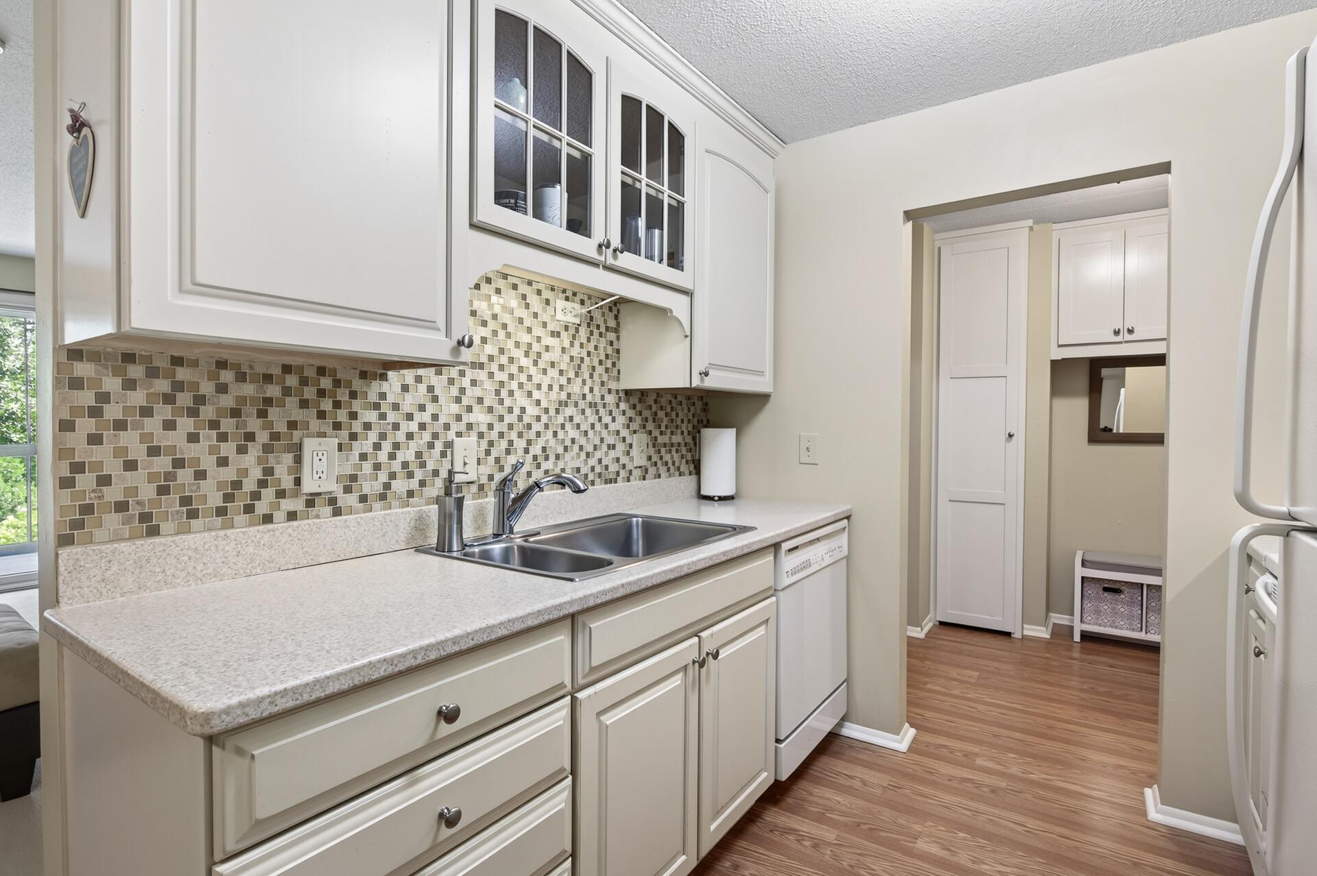 View of Residential at 4360 Brookside Court #209, Edina MN 55436, Edina (8 of 32) - Mike Wilen | Minnesota Team Real Estate