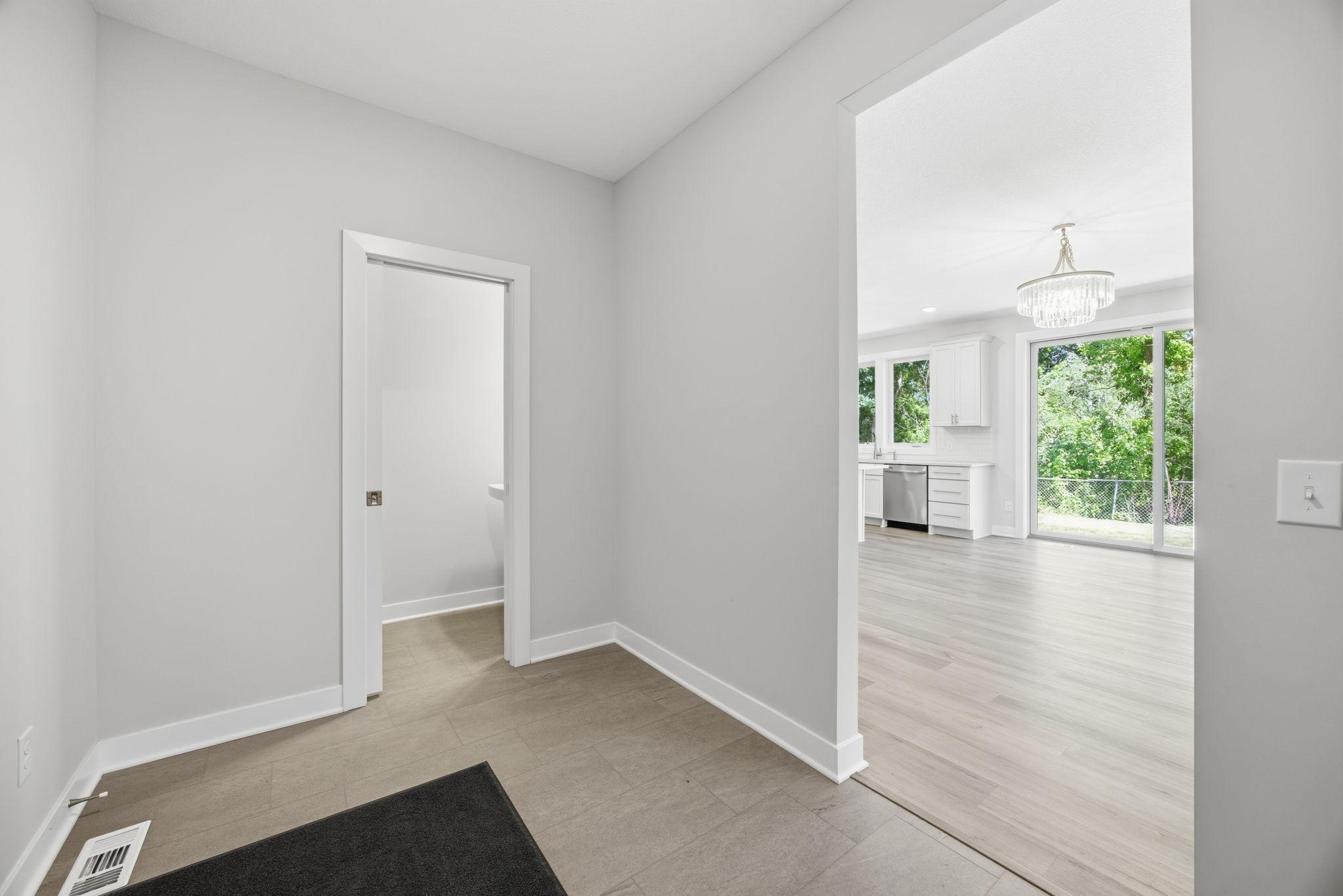 View of Residential at 2399 Laurie Court, Roseville MN 55113, Roseville (21 of 51) - Mike Wilen | Minnesota Team Real Estate