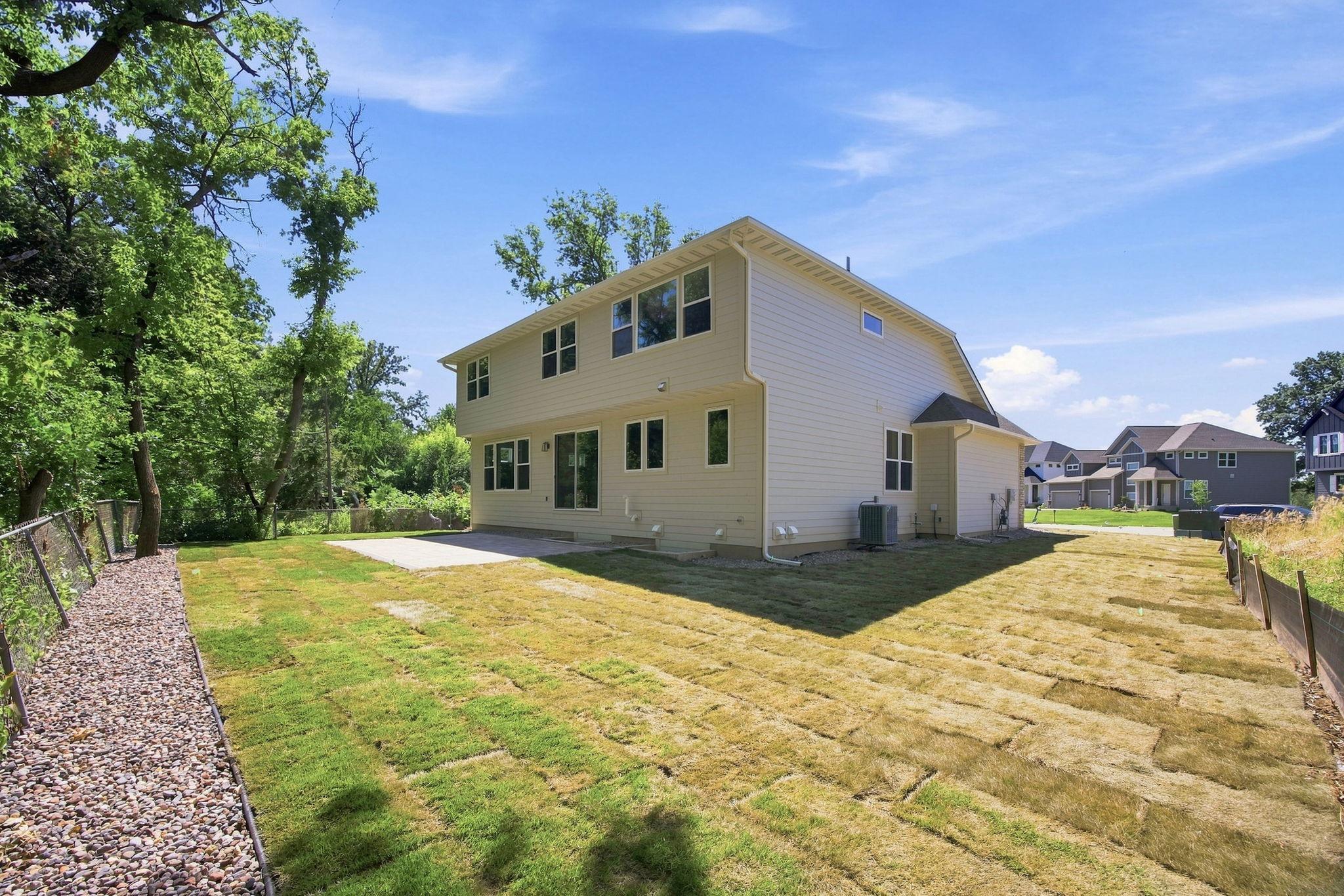 View of Residential at 2399 Laurie Court, Roseville MN 55113, Roseville (48 of 51) - Mike Wilen | Minnesota Team Real Estate