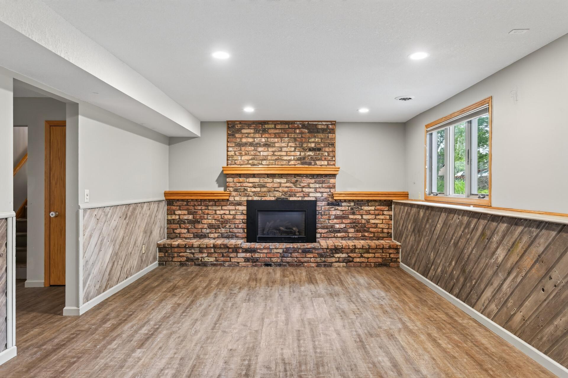 View of Residential at 820 86th Lane, Coon Rapids MN 55433, Coon Rapids (37 of 55) - Mike Wilen | Minnesota Team Real Estate