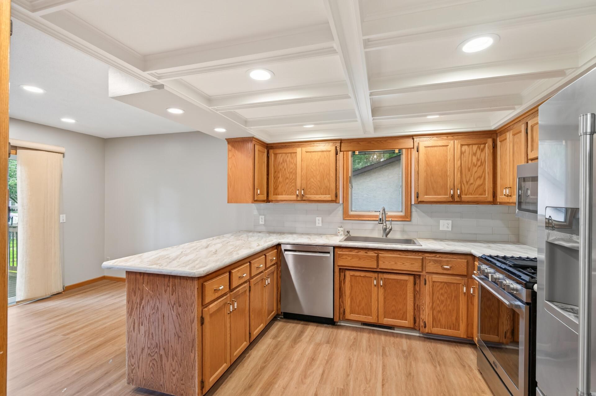 View of Residential at 820 86th Lane, Coon Rapids MN 55433, Coon Rapids (19 of 55) - Mike Wilen | Minnesota Team Real Estate
