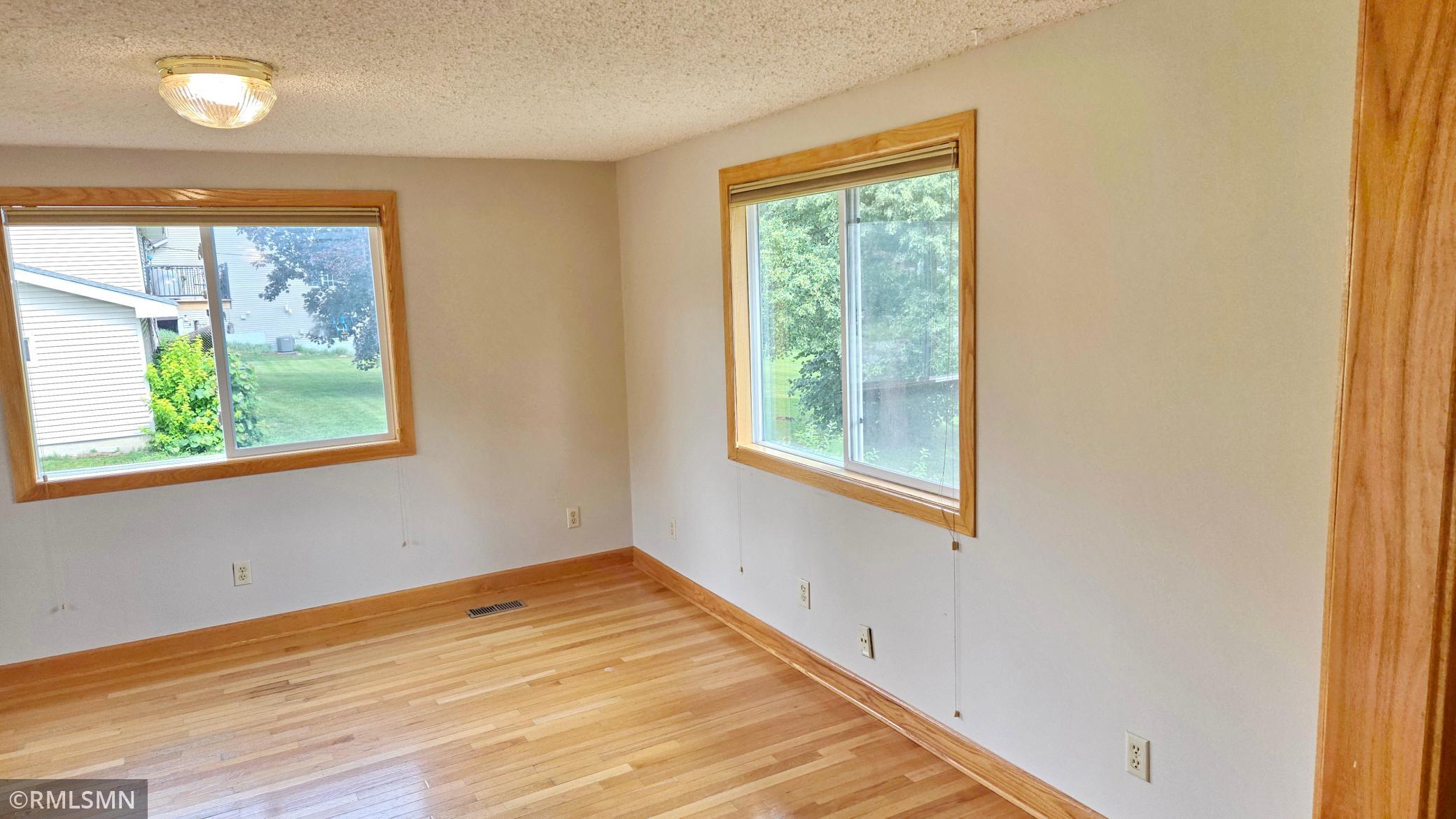 View of Residential at 8001 Jeffery Avenue, Cottage Grove MN 55016, Cottage Grove (3 of 26) - Mike Wilen | Minnesota Team Real Estate