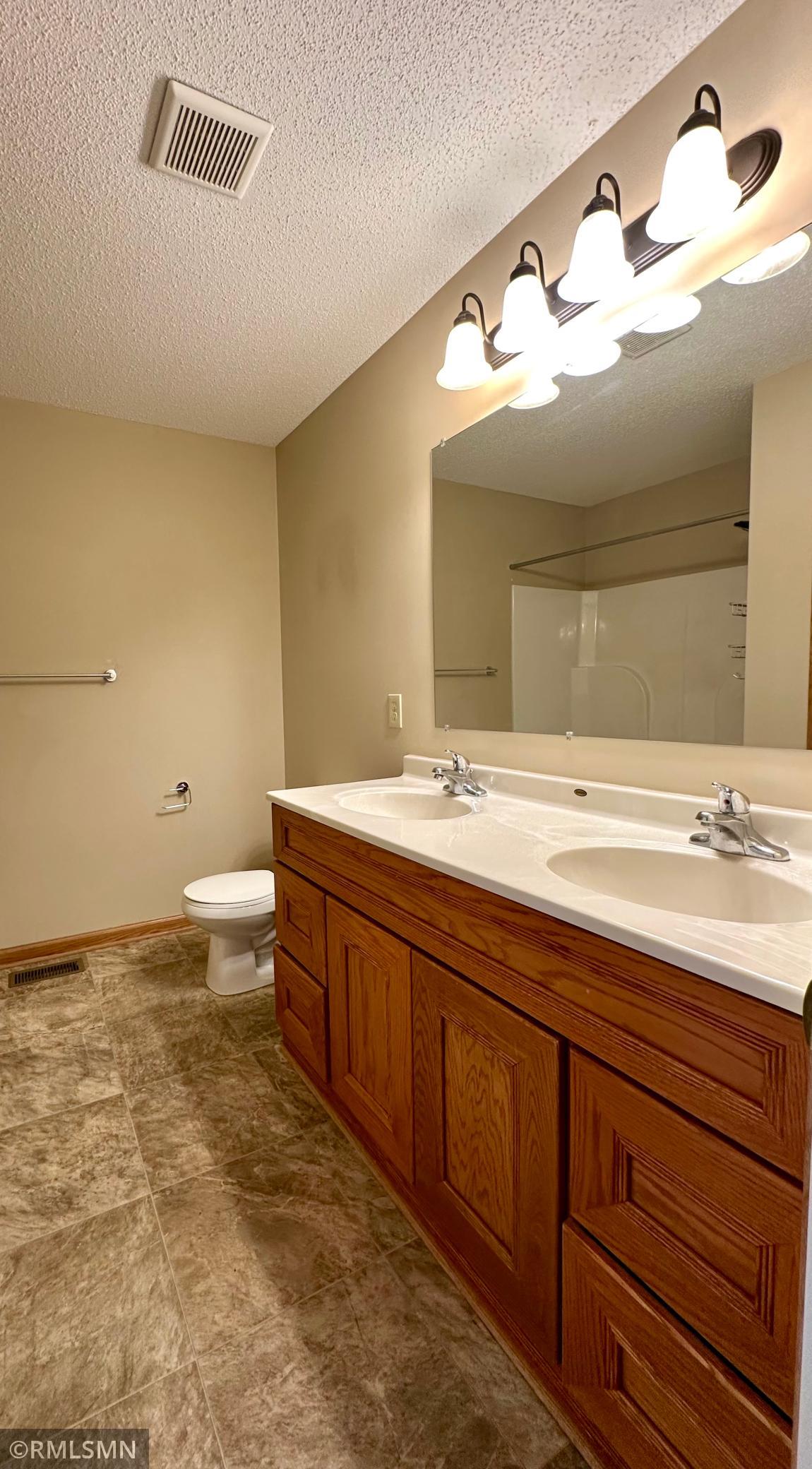 View of Residential at 1760 Riverside Drive, Shakopee MN 55379, Shakopee (13 of 20) - Mike Wilen | Minnesota Team Real Estate