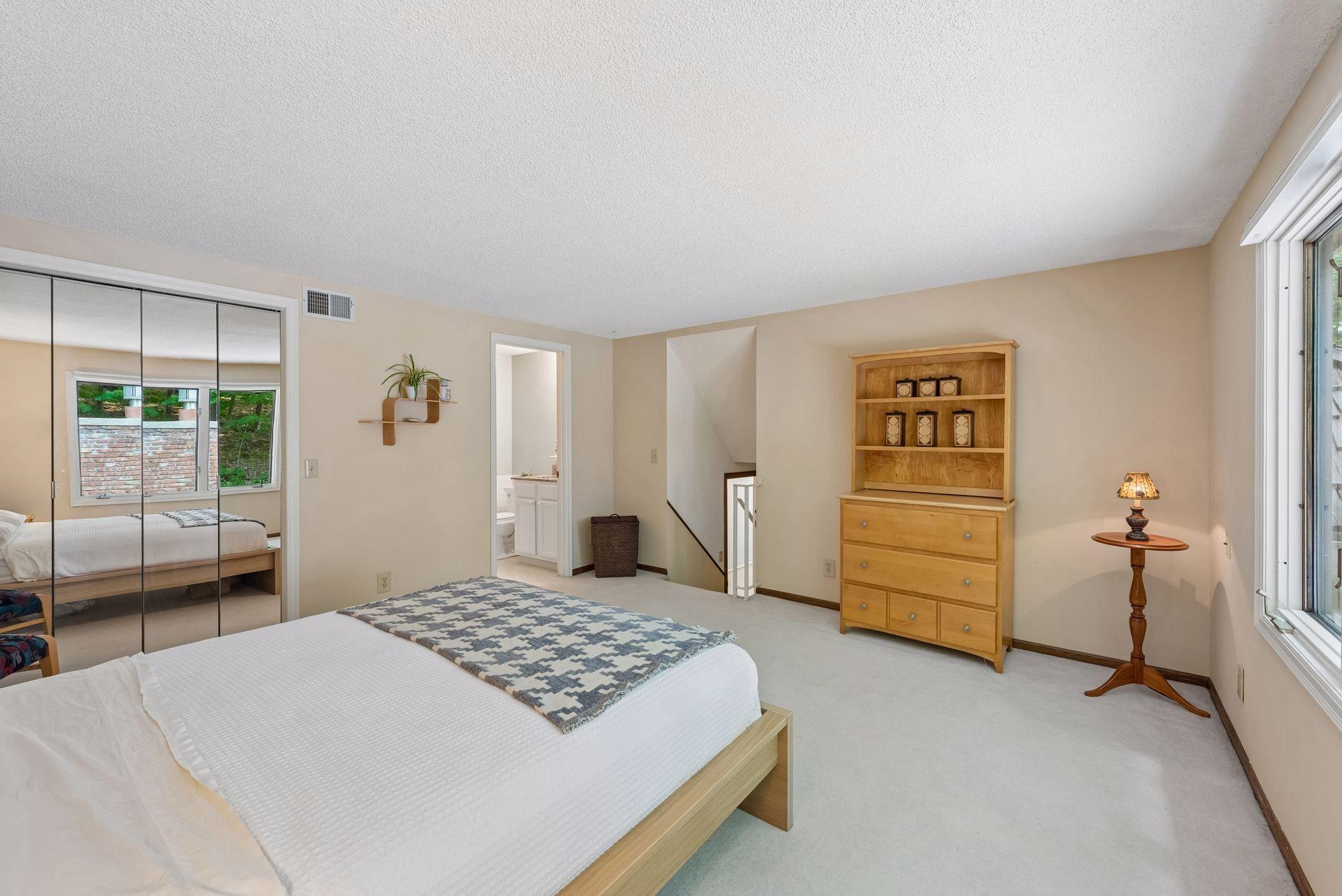 View of Residential at 18864 Heathcote Drive, Deephaven MN 55391, Deephaven (40 of 68) - Mike Wilen | Minnesota Team Real Estate