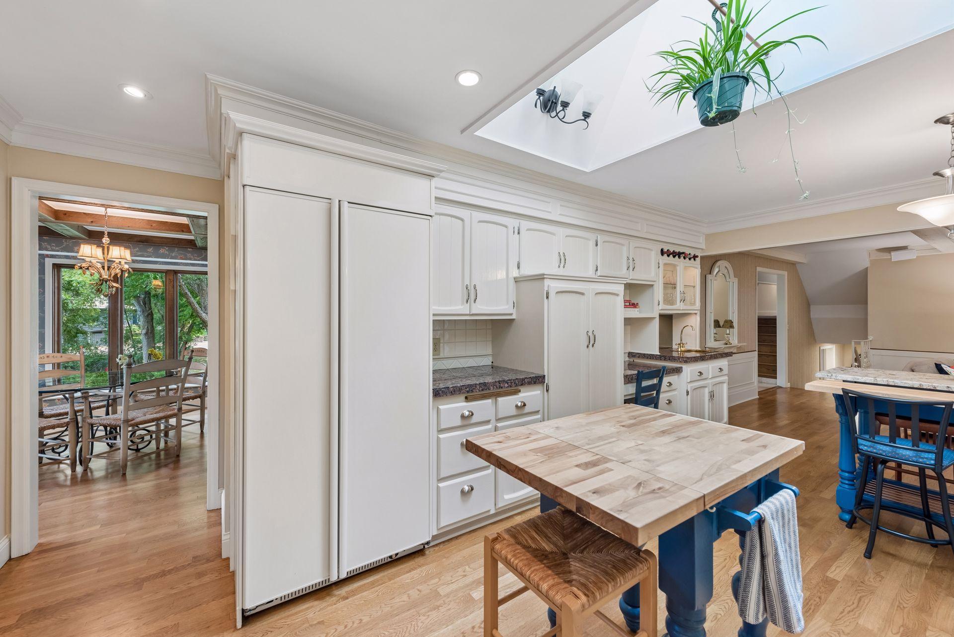 View of Residential at 18864 Heathcote Drive, Deephaven MN 55391, Deephaven (18 of 68) - Mike Wilen | Minnesota Team Real Estate
