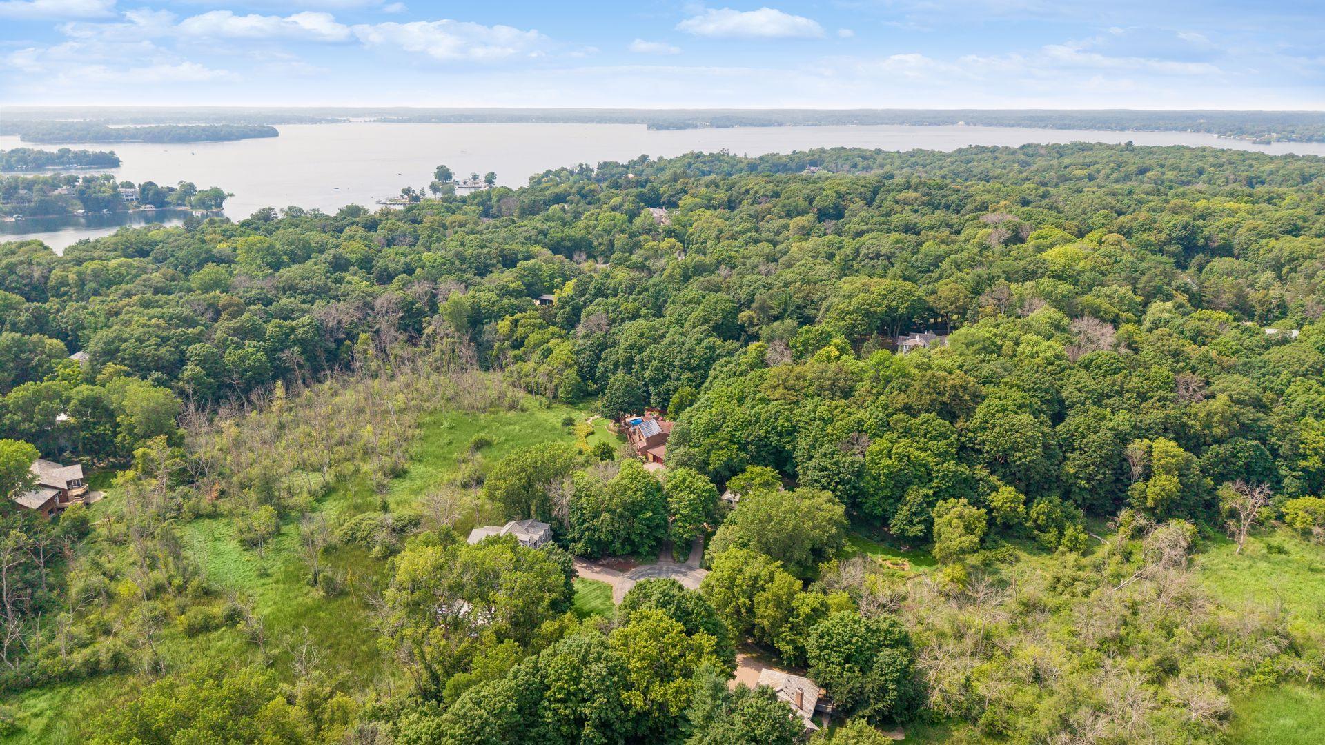 View of Residential at 18864 Heathcote Drive, Deephaven MN 55391, Deephaven (64 of 68) - Mike Wilen | Minnesota Team Real Estate