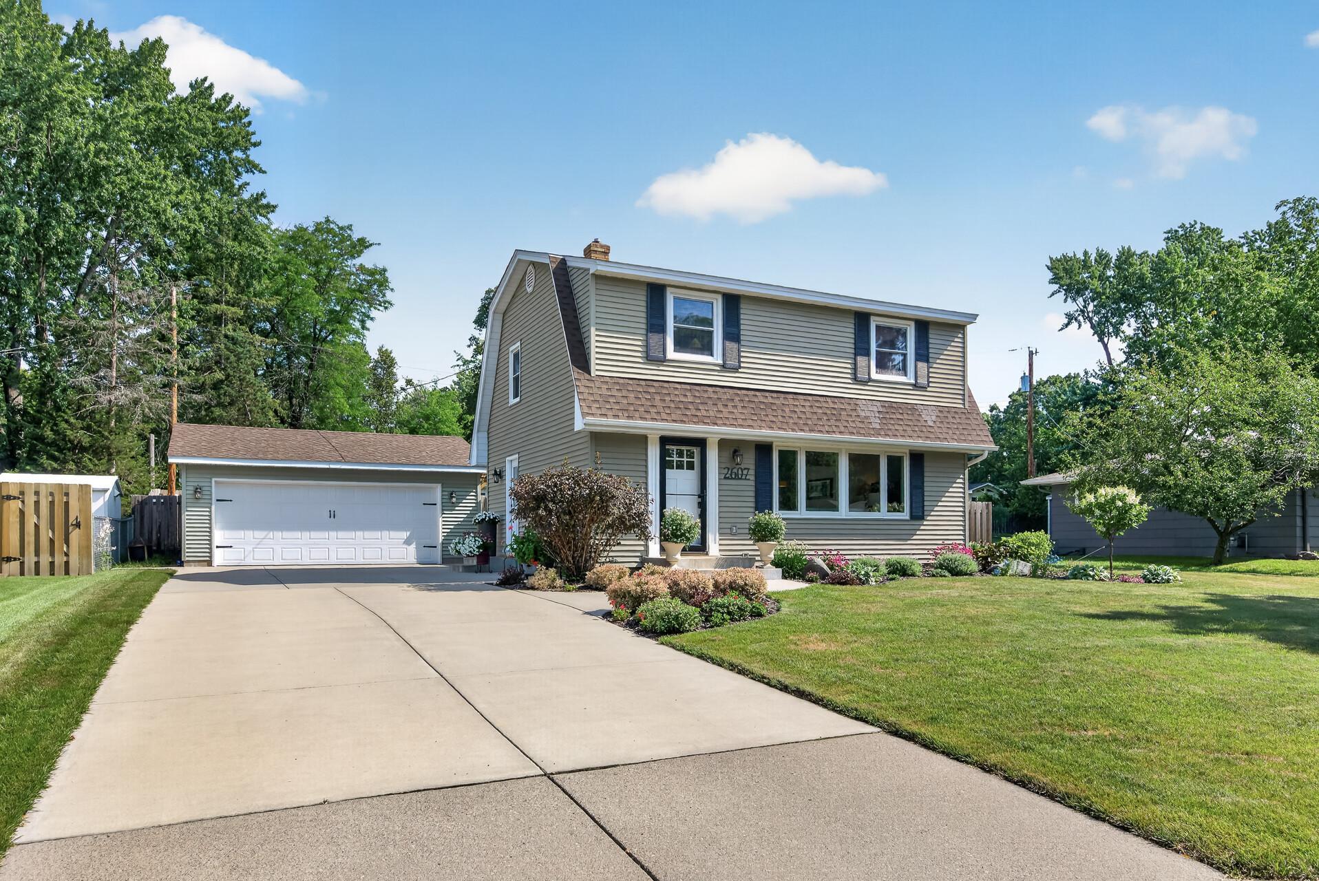 View of Residential at 2607 Valley View Place, White Bear Lake MN 55110, White Bear Lake - Mike Wilen | Minnesota Team Real Estate