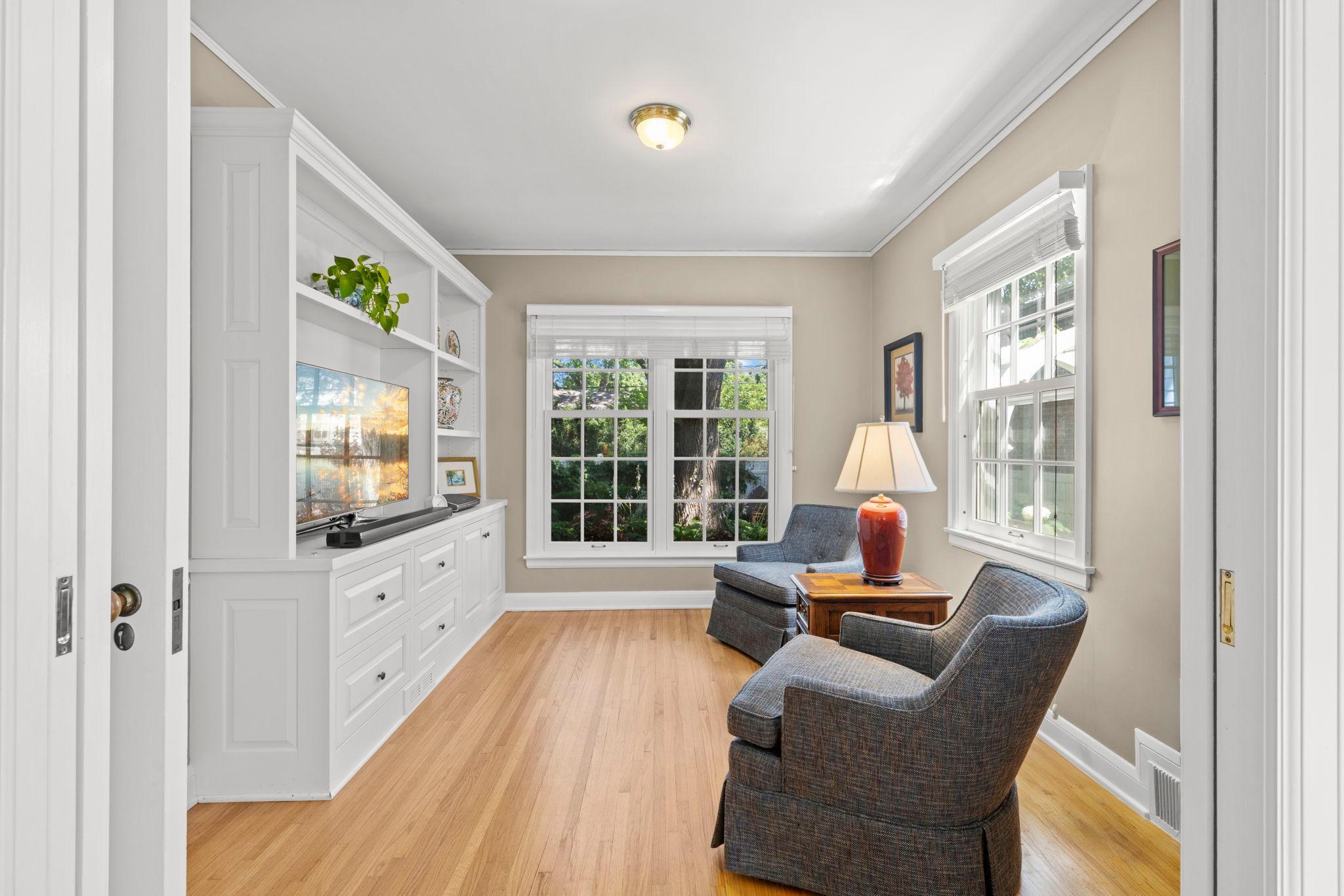 View of Residential at 3725 Glenhurst Avenue, Saint Louis Park MN 55416, Saint Louis Park (13 of 58) - Mike Wilen | Minnesota Team Real Estate
