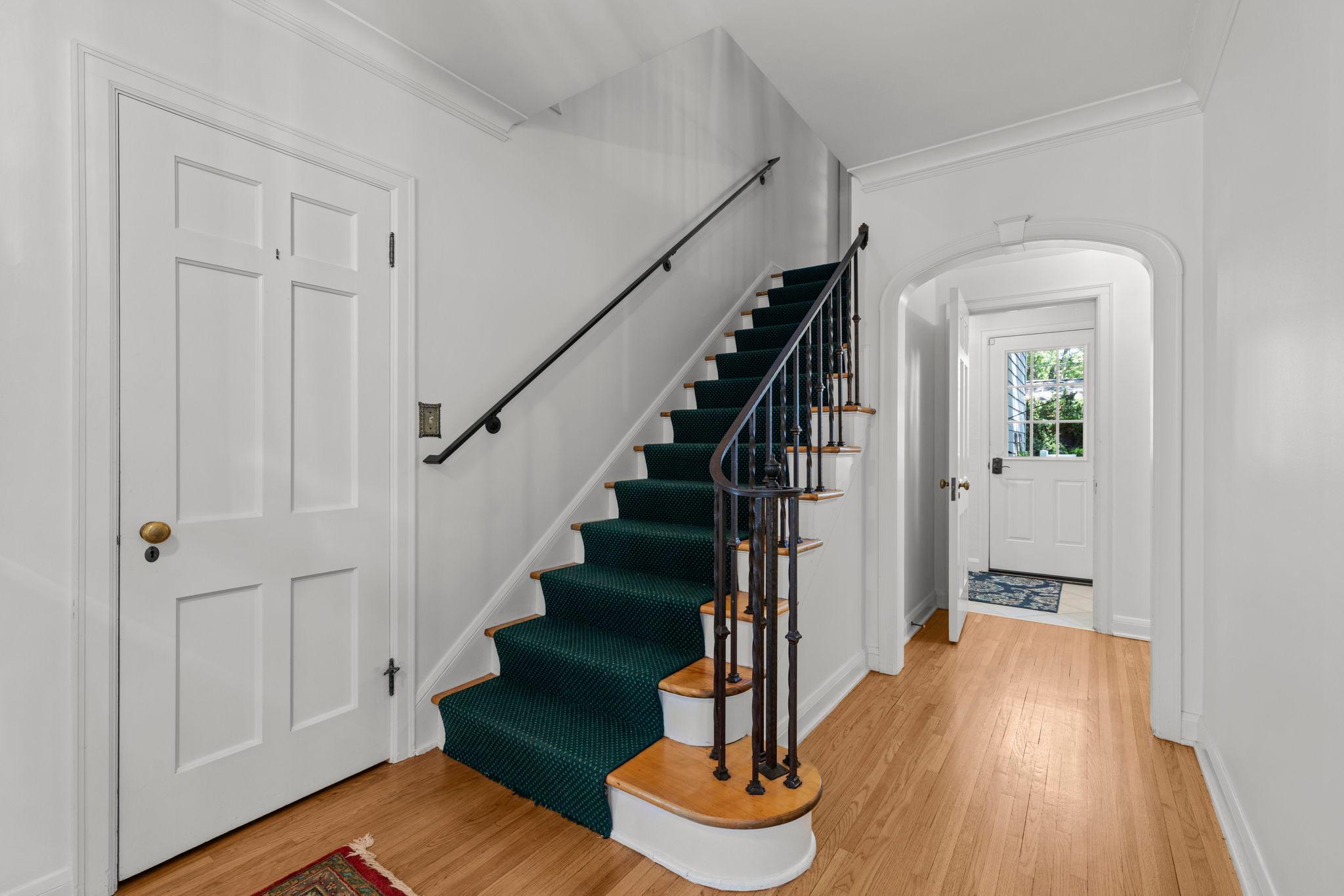 View of Residential at 3725 Glenhurst Avenue, Saint Louis Park MN 55416, Saint Louis Park (26 of 58) - Mike Wilen | Minnesota Team Real Estate