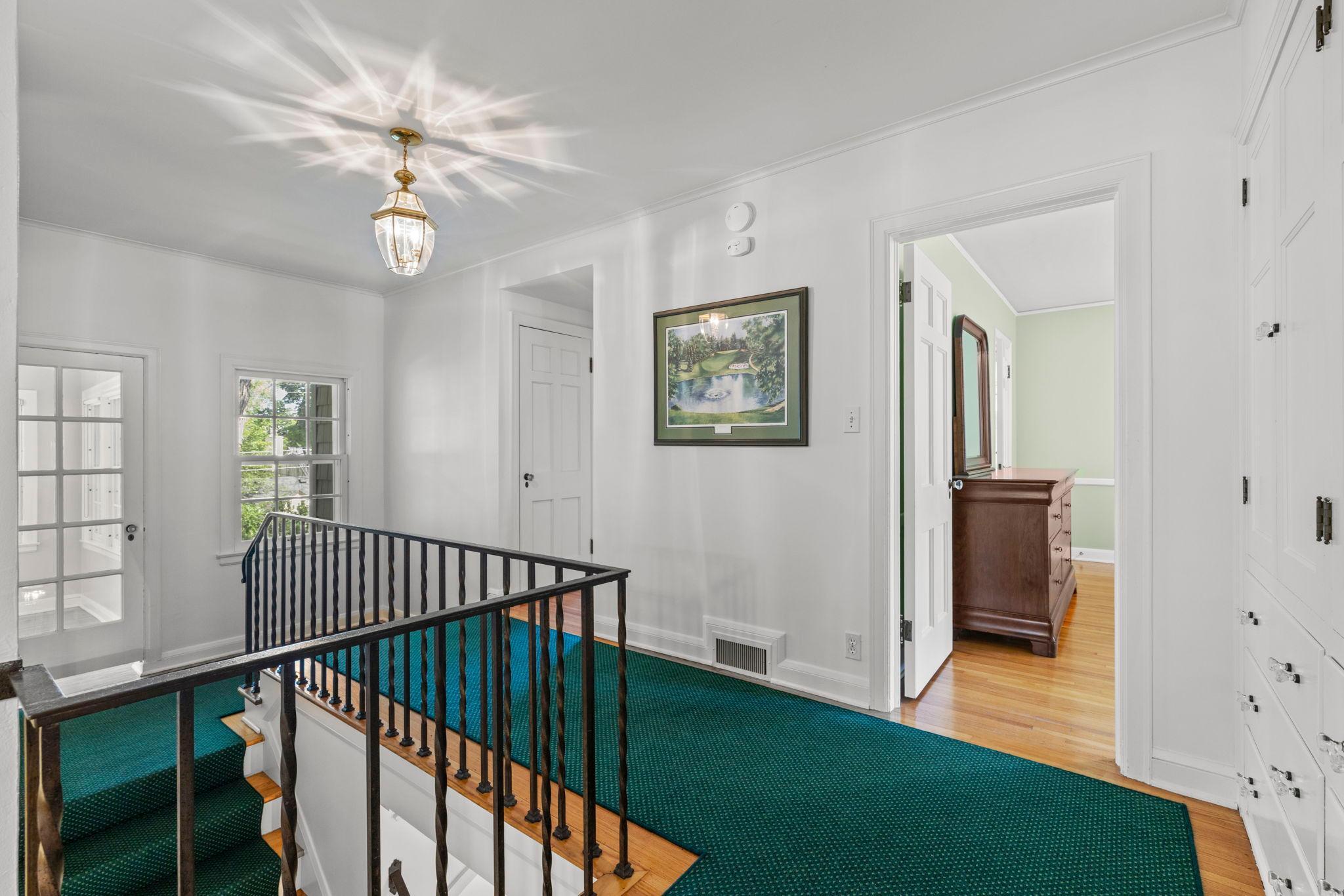 View of Residential at 3725 Glenhurst Avenue, Saint Louis Park MN 55416, Saint Louis Park (31 of 58) - Mike Wilen | Minnesota Team Real Estate