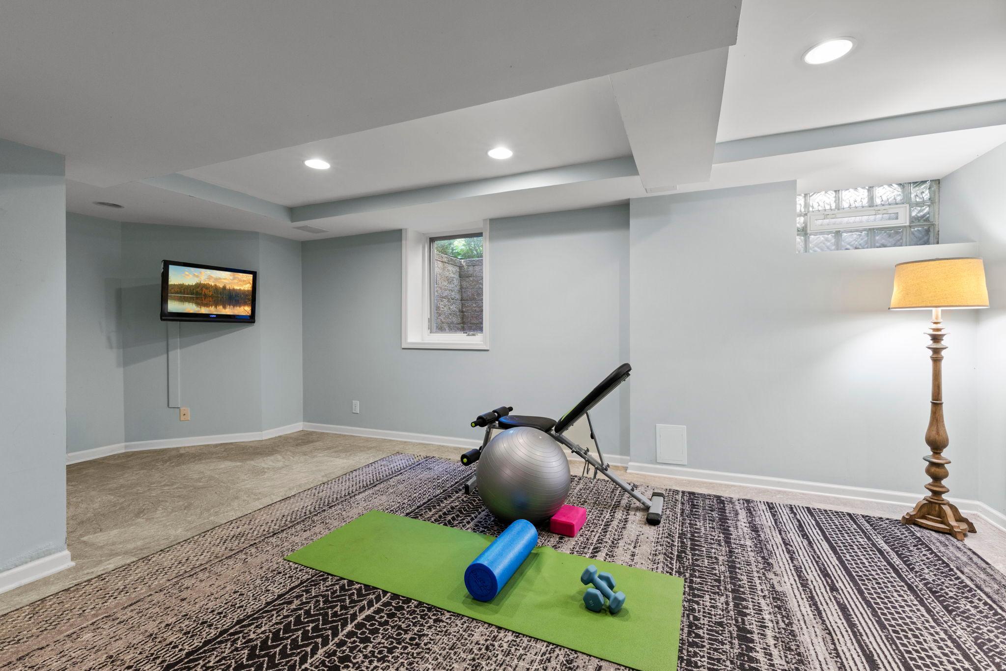 View of Residential at 3725 Glenhurst Avenue, Saint Louis Park MN 55416, Saint Louis Park (45 of 58) - Mike Wilen | Minnesota Team Real Estate