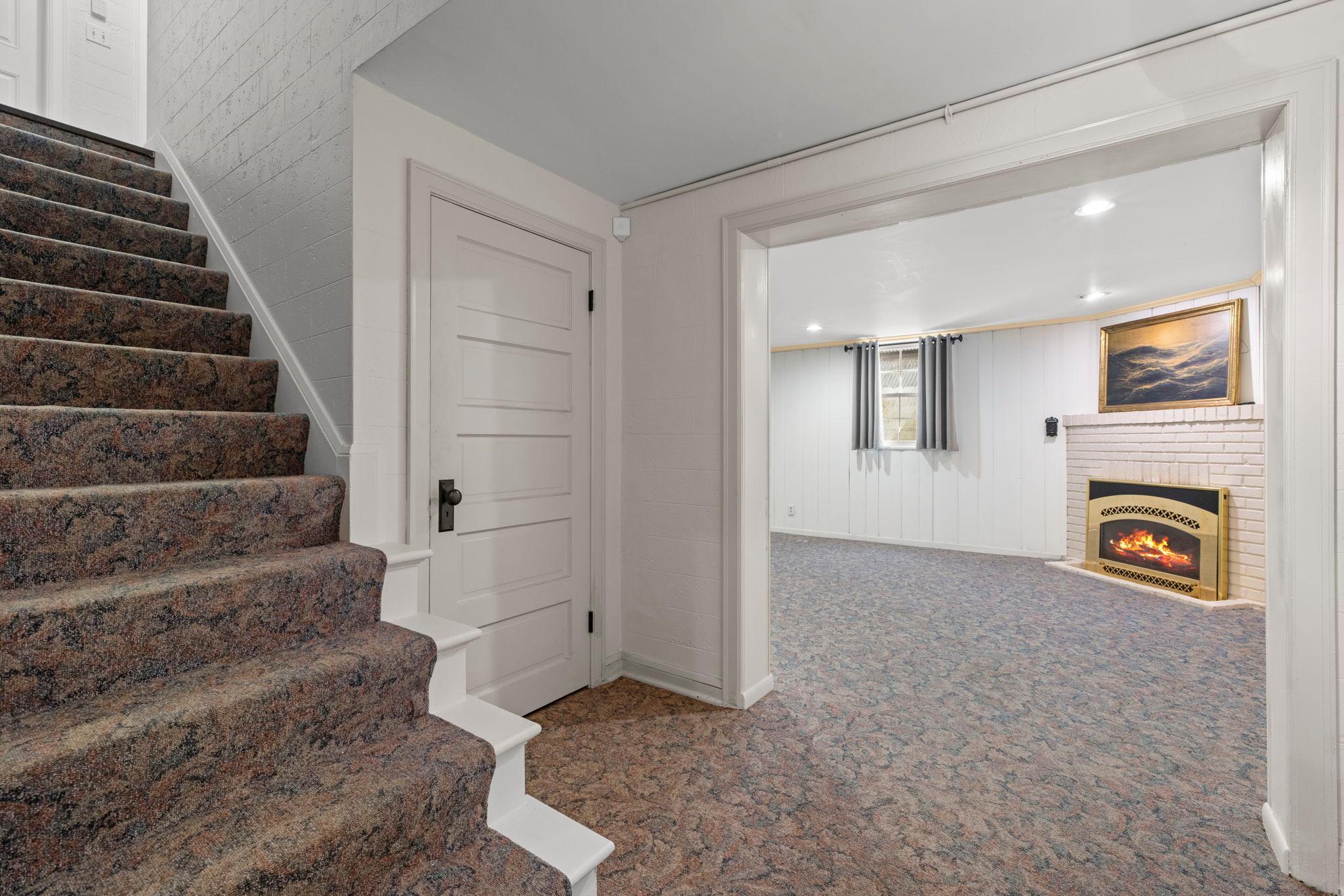 View of Residential at 3725 Glenhurst Avenue, Saint Louis Park MN 55416, Saint Louis Park (41 of 58) - Mike Wilen | Minnesota Team Real Estate