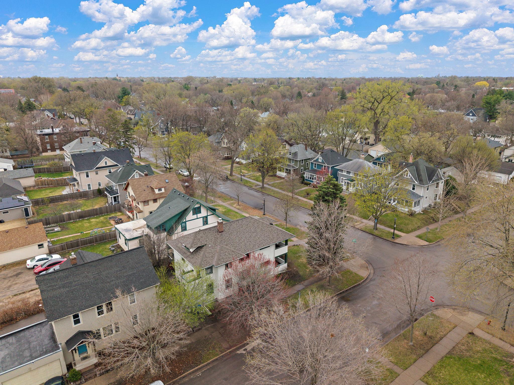 View of Residential Income at 2017 Laurel Avenue, Saint Paul MN 55104, Saint Paul (5 of 51) - Mike Wilen | Minnesota Team Real Estate