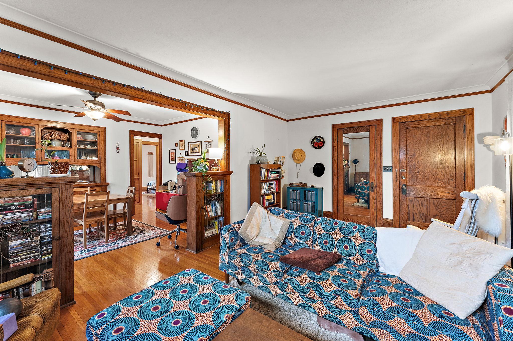 View of Residential Income at 2017 Laurel Avenue, Saint Paul MN 55104, Saint Paul (9 of 51) - Mike Wilen | Minnesota Team Real Estate