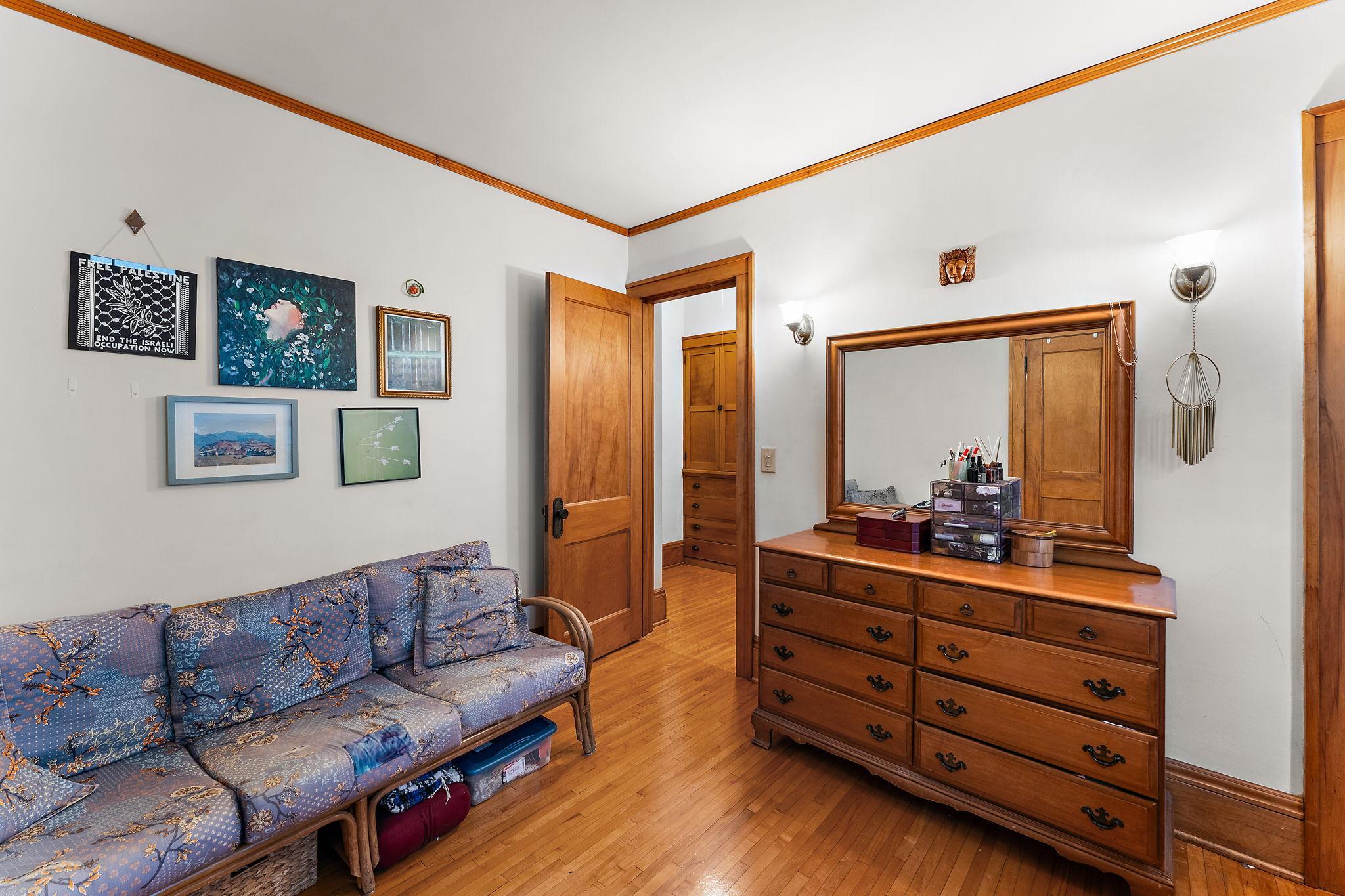 View of Residential Income at 2017 Laurel Avenue, Saint Paul MN 55104, Saint Paul (21 of 51) - Mike Wilen | Minnesota Team Real Estate