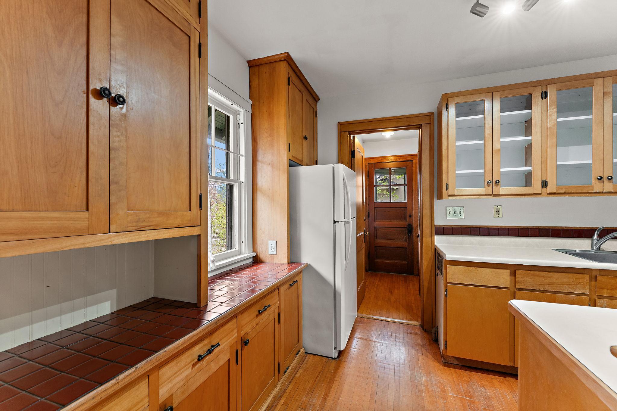 View of Residential Income at 2017 Laurel Avenue, Saint Paul MN 55104, Saint Paul (28 of 51) - Mike Wilen | Minnesota Team Real Estate
