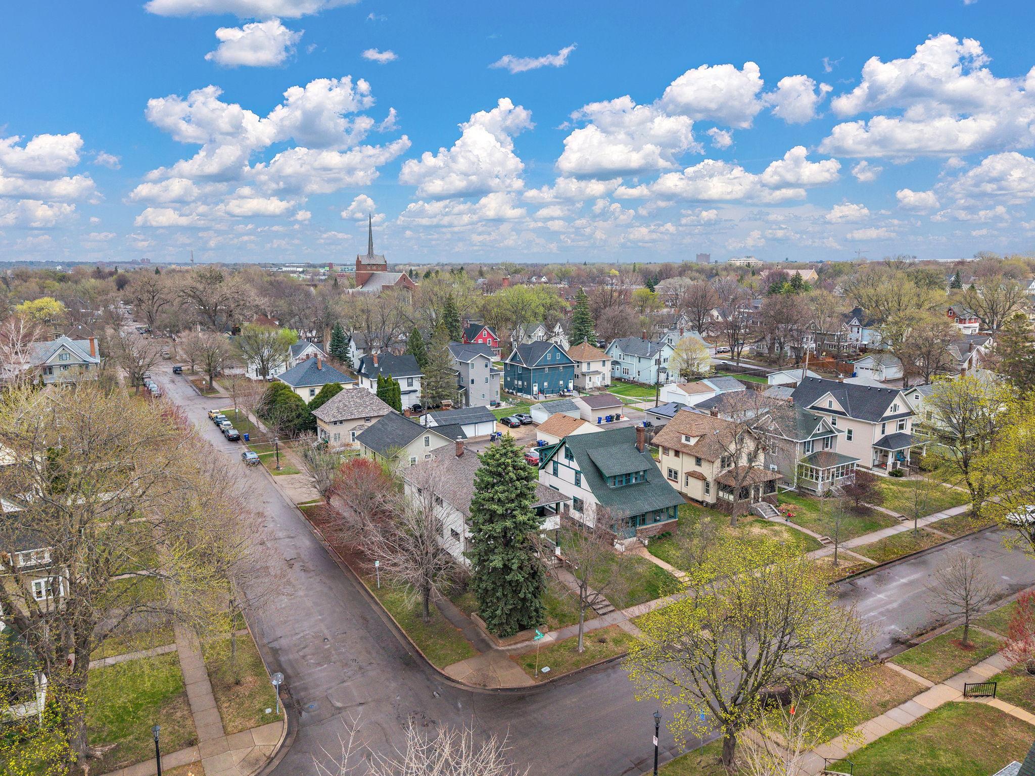 View of Residential Income at 2017 Laurel Avenue, Saint Paul MN 55104, Saint Paul (46 of 51) - Mike Wilen | Minnesota Team Real Estate