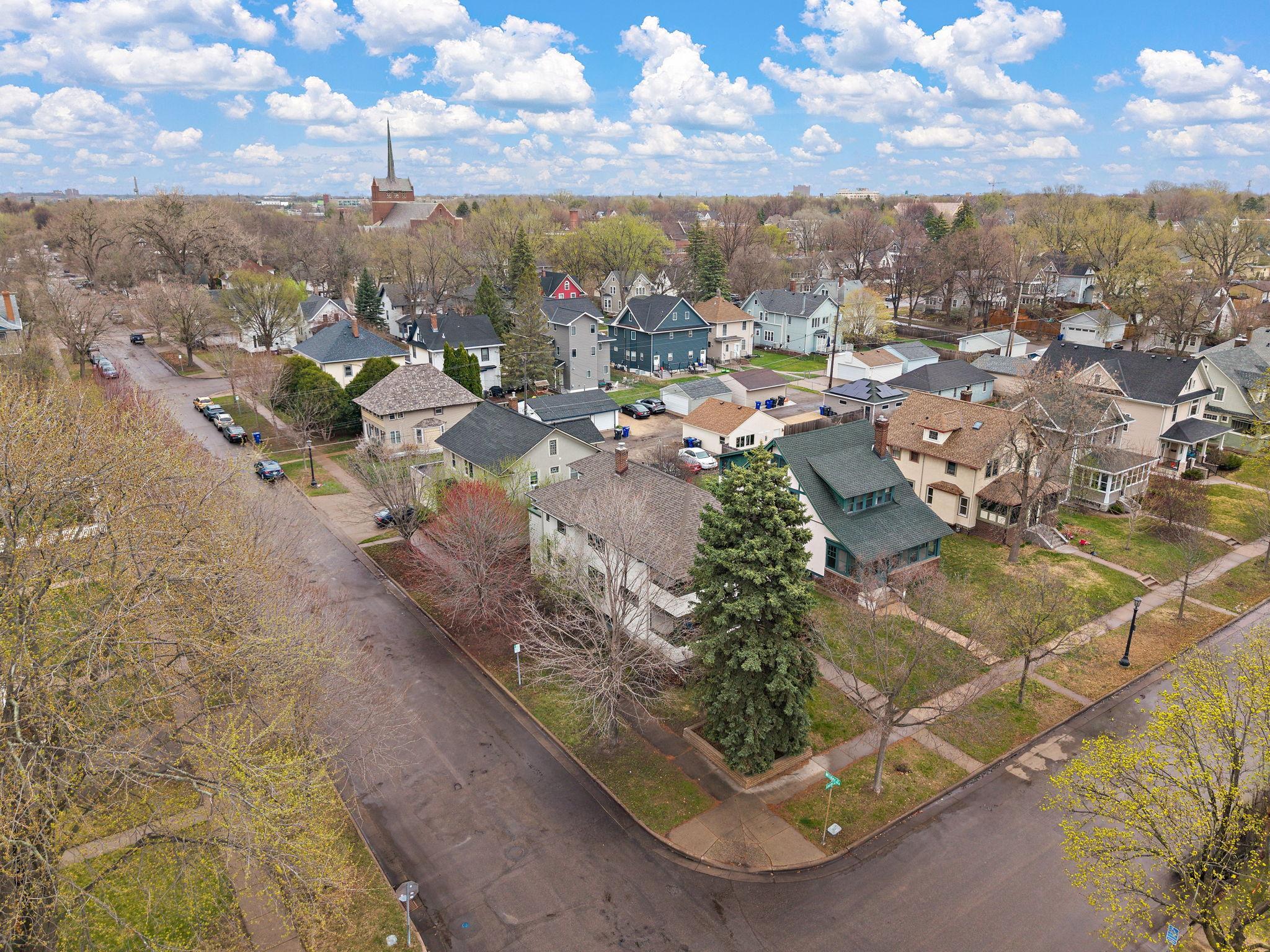 View of Residential Income at 2017 Laurel Avenue, Saint Paul MN 55104, Saint Paul (47 of 51) - Mike Wilen | Minnesota Team Real Estate