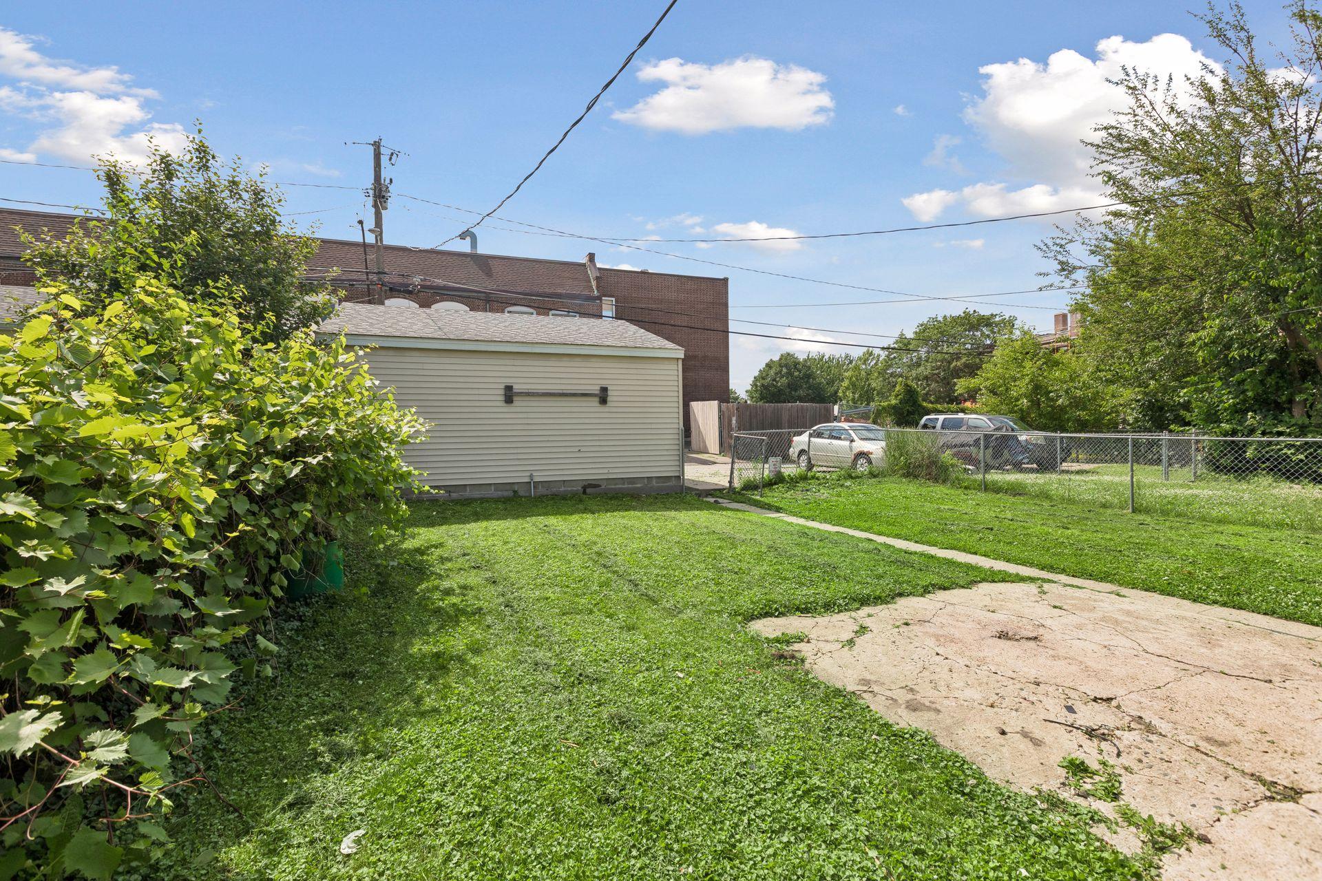 View of Residential at 3823 Dupont Avenue, Minneapolis MN 55412, Minneapolis (38 of 40) - Mike Wilen | Minnesota Team Real Estate