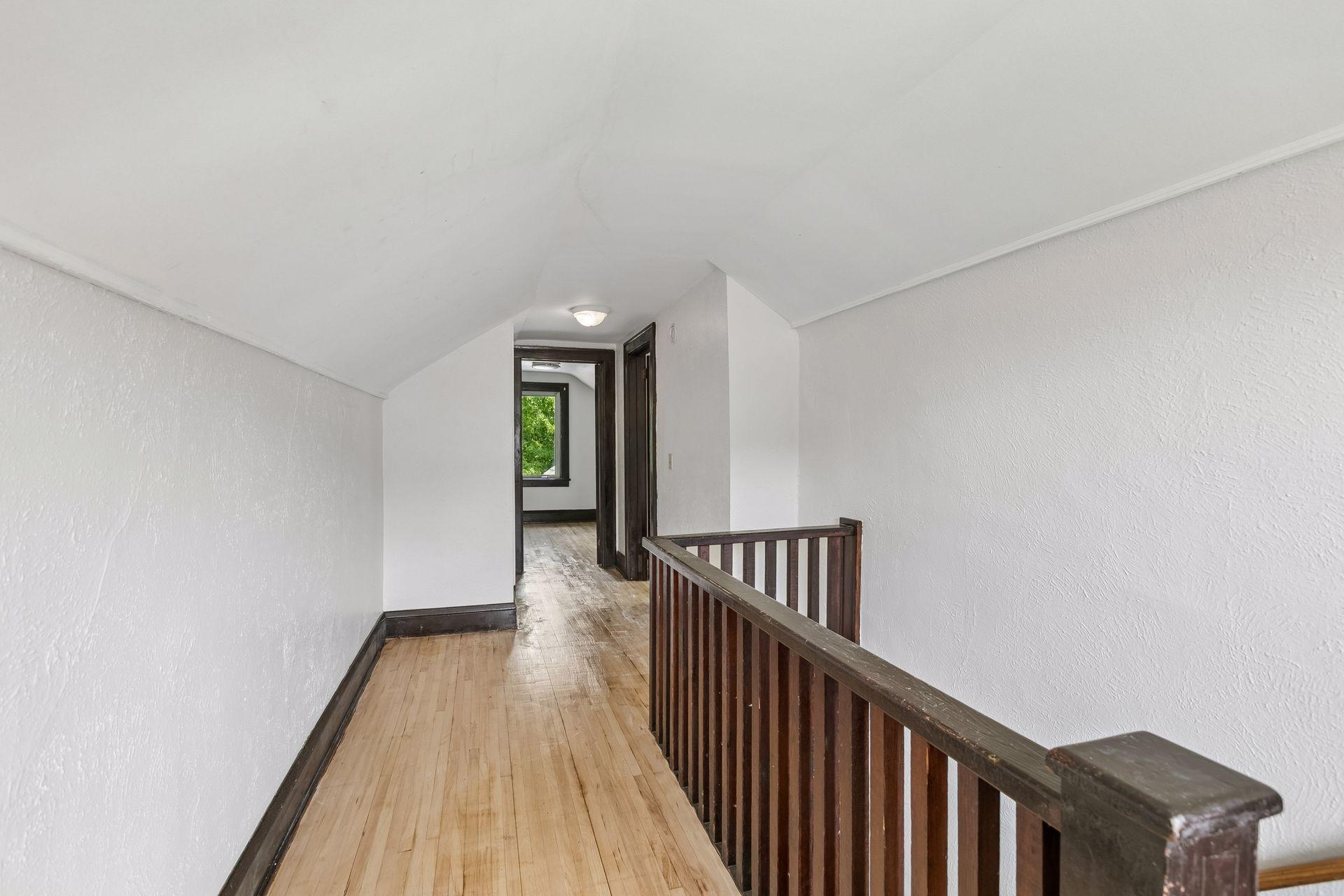 View of Residential at 3823 Dupont Avenue, Minneapolis MN 55412, Minneapolis (22 of 40) - Mike Wilen | Minnesota Team Real Estate