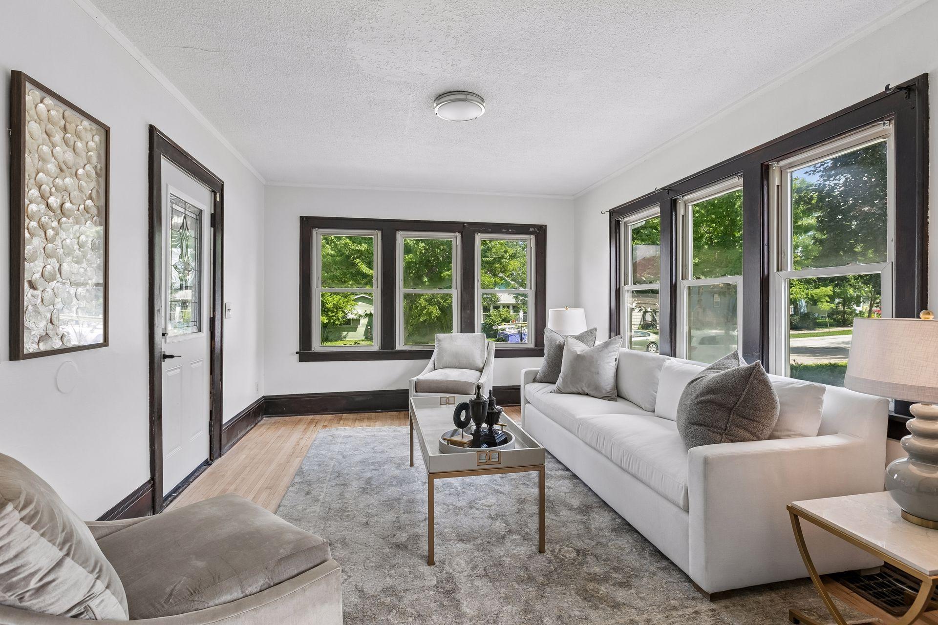 View of Residential at 3823 Dupont Avenue, Minneapolis MN 55412, Minneapolis (8 of 40) - Mike Wilen | Minnesota Team Real Estate