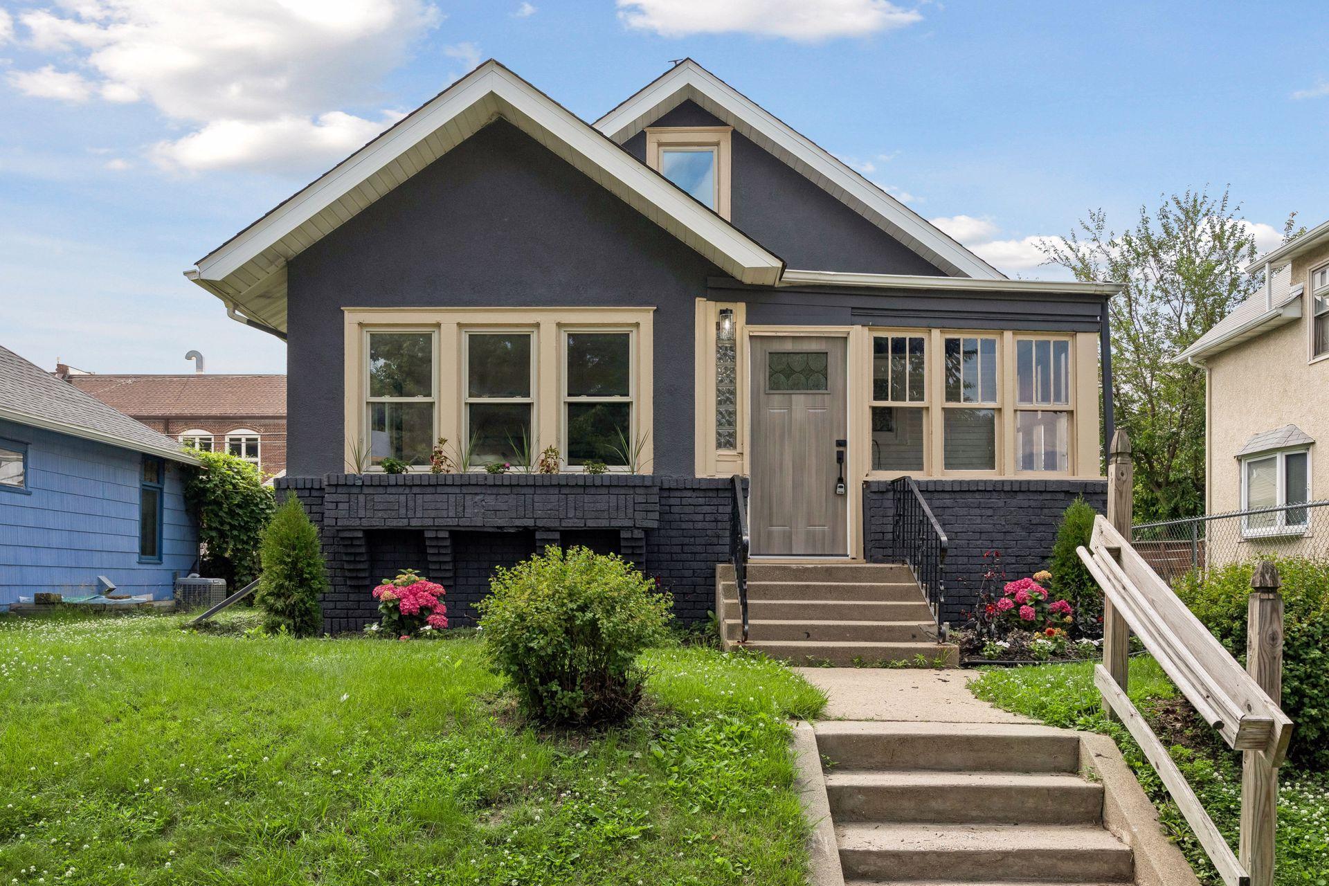 View of Residential at 3823 Dupont Avenue, Minneapolis MN 55412, Minneapolis (3 of 40) - Mike Wilen | Minnesota Team Real Estate