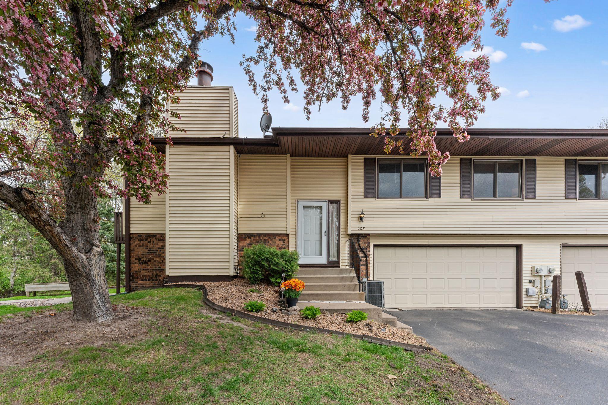 View of Residential at 907 Heritage Court, Vadnais Heights MN 55127, Vadnais Heights - Mike Wilen | Minnesota Team Real Estate