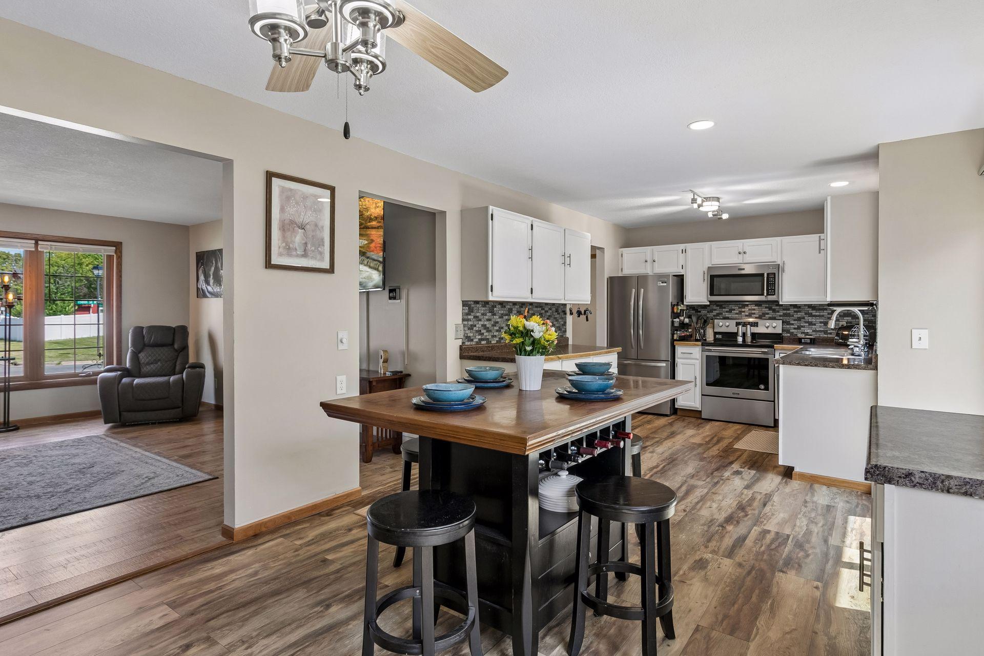 View of Residential at 7370 158th Street, Apple Valley MN 55124, Apple Valley (13 of 44) - Mike Wilen | Minnesota Team Real Estate