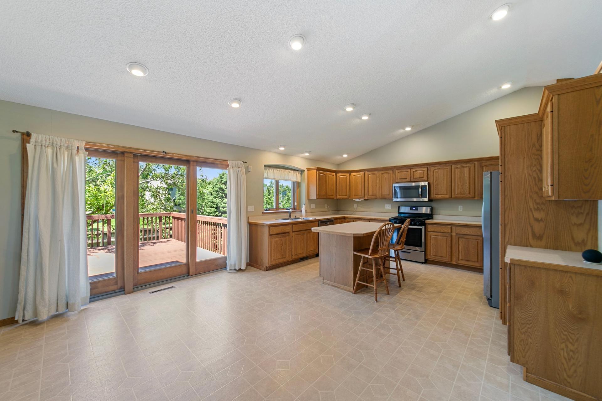 View of Residential at 9719 Hillside Trail, Cottage Grove MN 55016, Cottage Grove (6 of 24) - Mike Wilen | Minnesota Team Real Estate