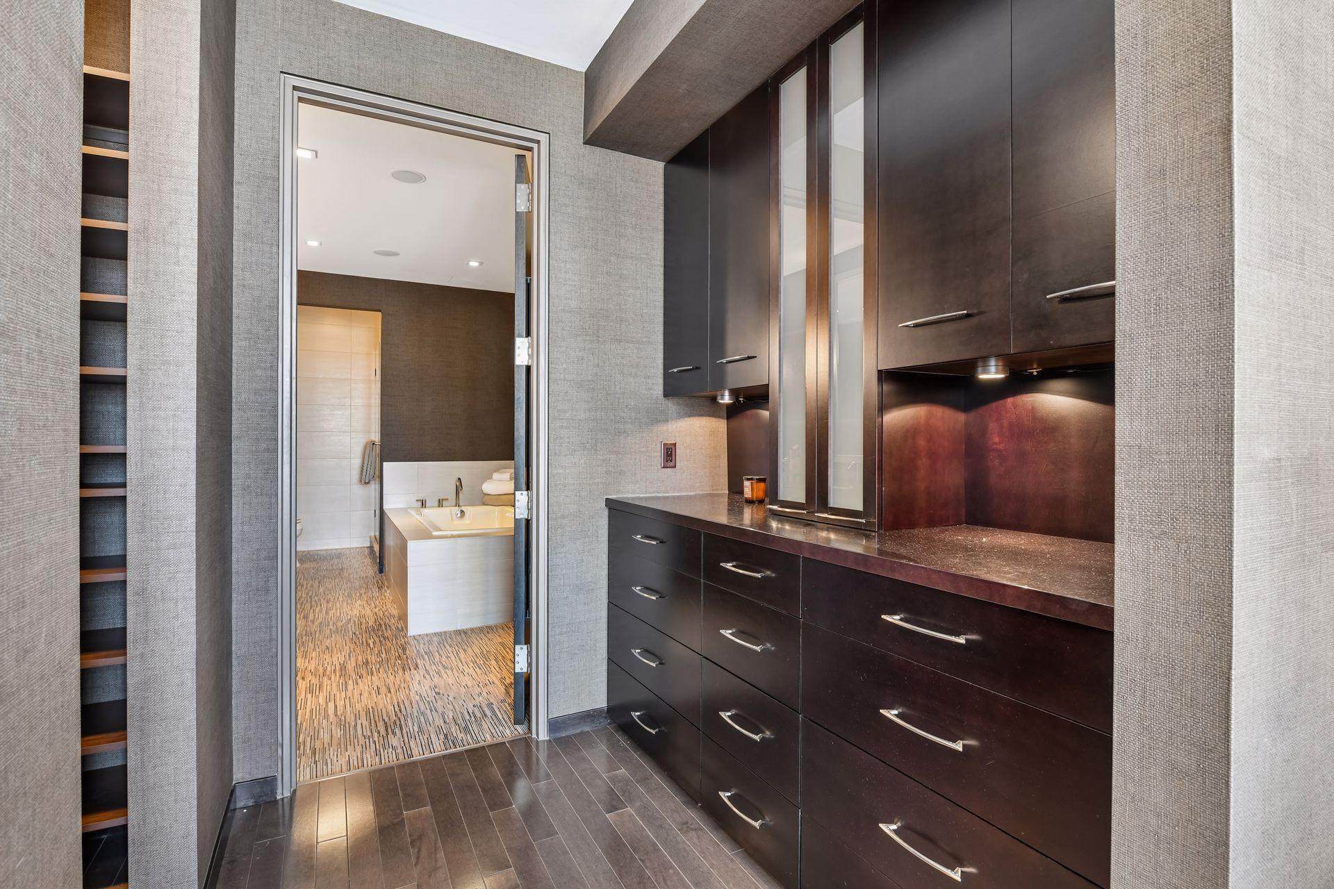 View of Residential at 201 11th Street #1120, Minneapolis MN 55403, Minneapolis (32 of 75) - Mike Wilen | Minnesota Team Real Estate