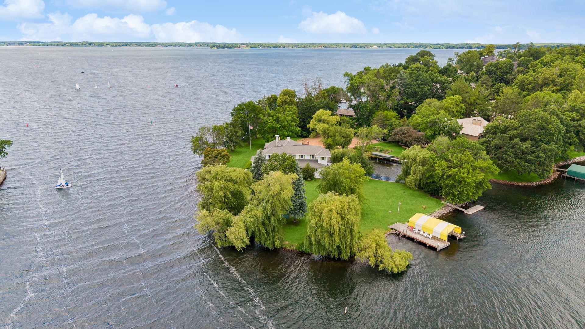 View of Residential at 3845 Northome Road, Deephaven MN 55391, Deephaven (6 of 38) - Mike Wilen | Minnesota Team Real Estate