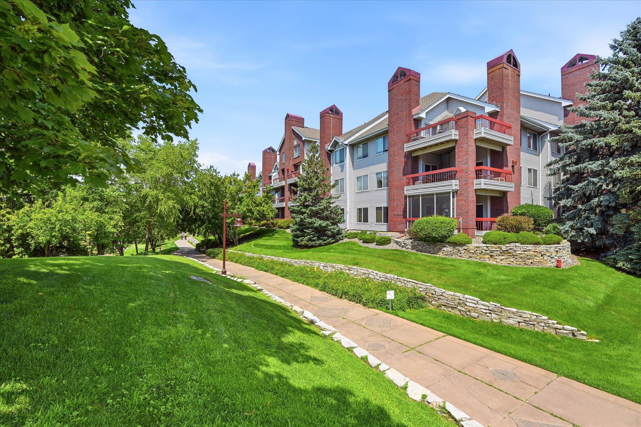 View of Residential at 7540 Edinborough Way #1111, Edina MN 55435, Edina - Mike Wilen | Minnesota Team Real Estate