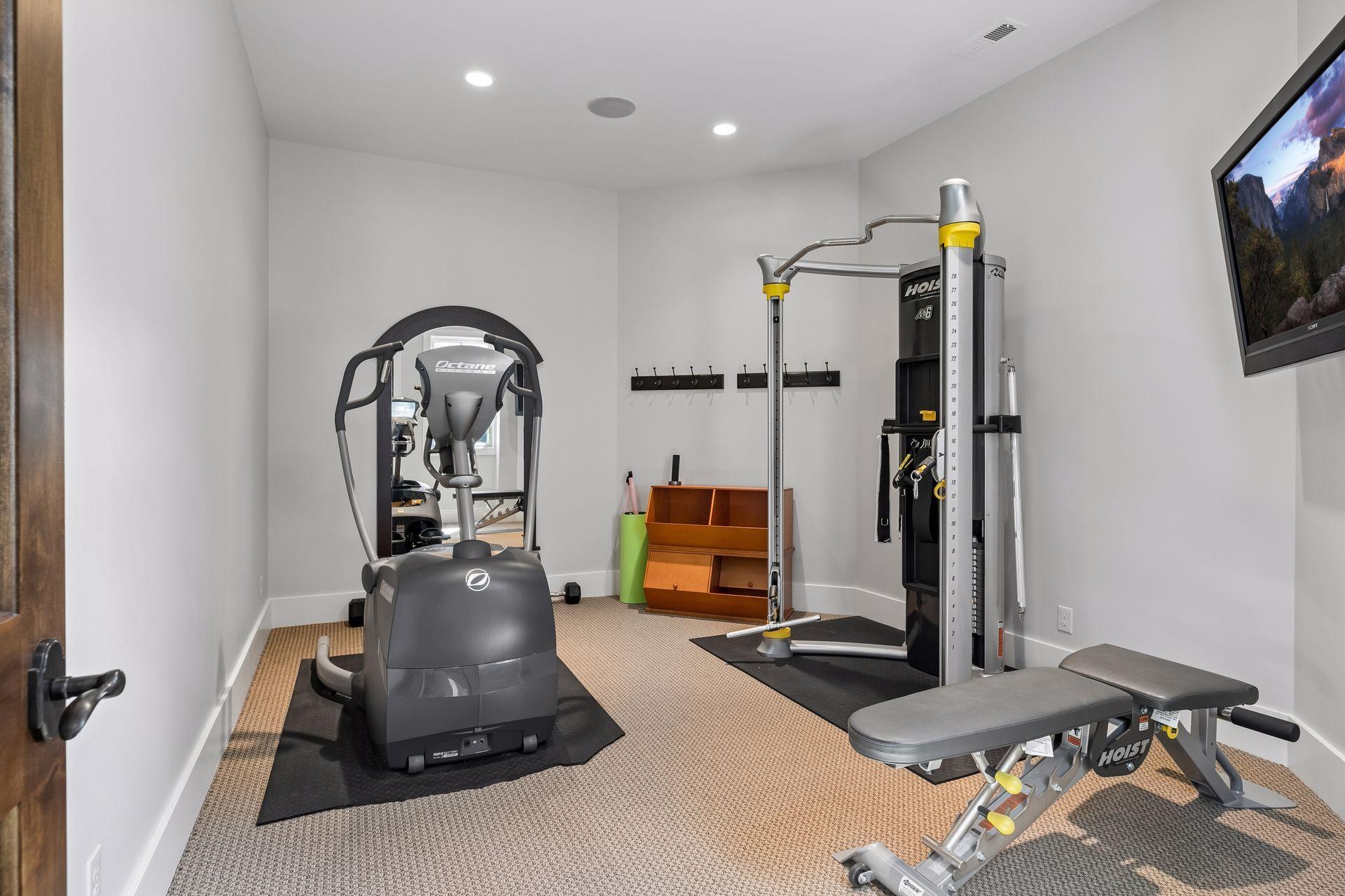 View of Residential at 465 Spring Hill Road, Wayzata MN 55391, Wayzata (77 of 90) - Mike Wilen | Minnesota Team Real Estate