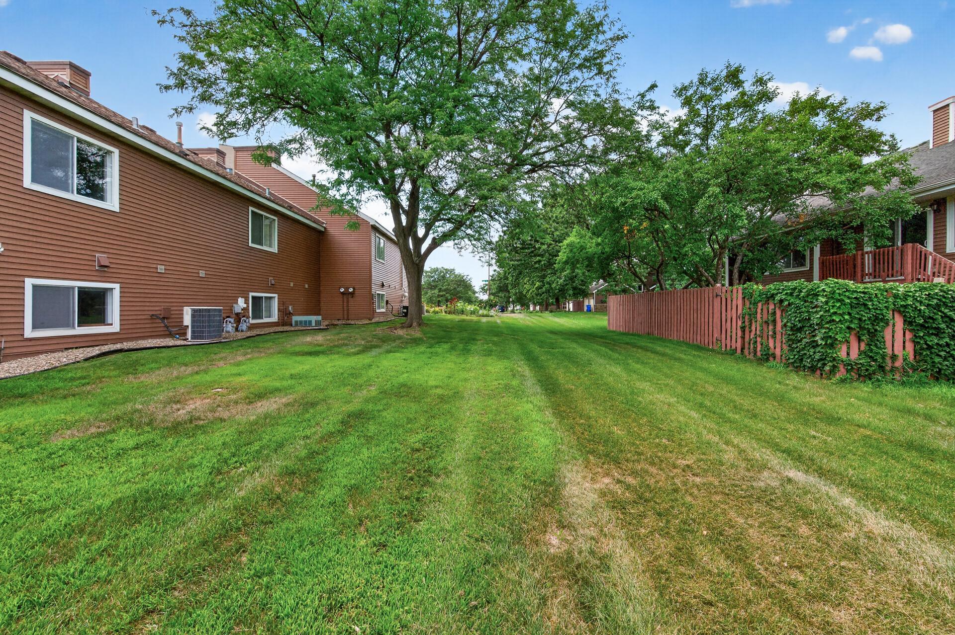 View of Residential at 834 Seal Street, Saint Paul MN 55114, Saint Paul (28 of 29) - Mike Wilen | Minnesota Team Real Estate