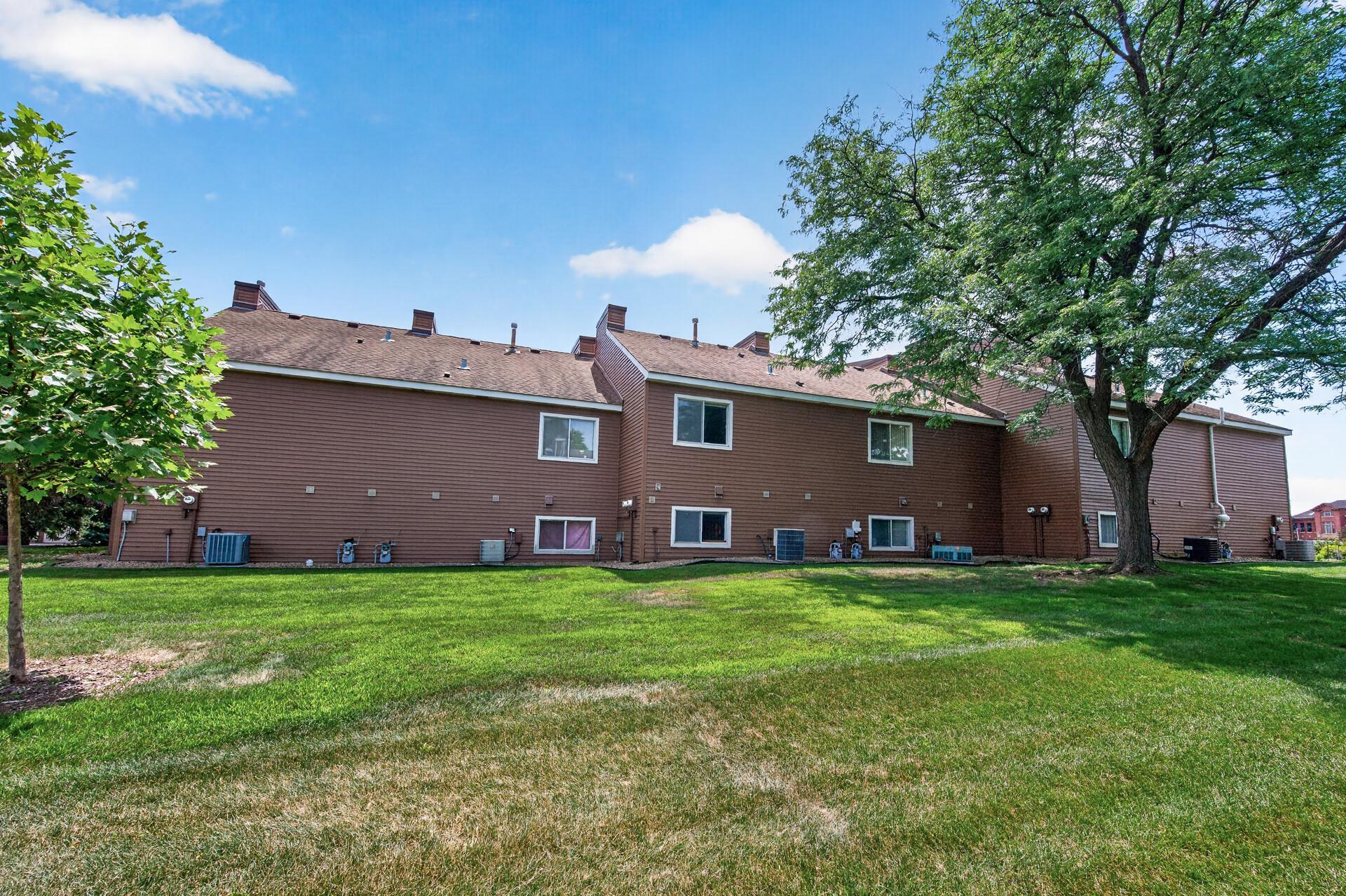 View of Residential at 834 Seal Street, Saint Paul MN 55114, Saint Paul (27 of 29) - Mike Wilen | Minnesota Team Real Estate