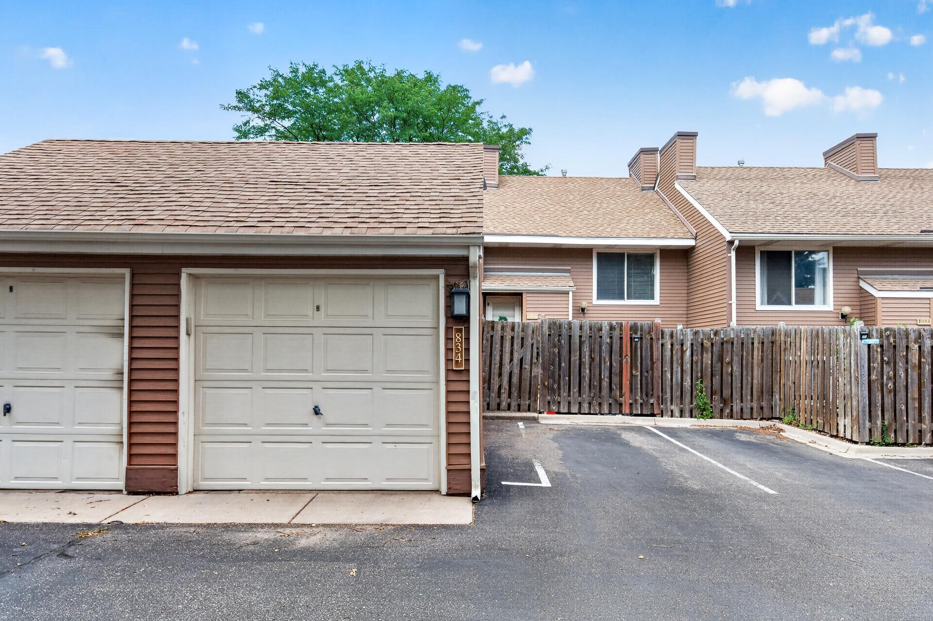 View of Residential at 834 Seal Street, Saint Paul MN 55114, Saint Paul (11 of 29) - Mike Wilen | Minnesota Team Real Estate