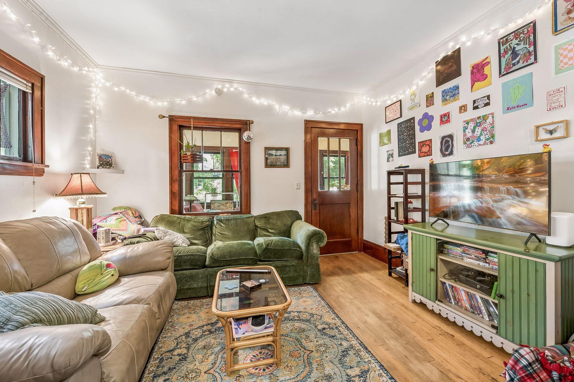 View of Residential at 1004 26th Avenue, Minneapolis MN 55414, Minneapolis (15 of 19) - Mike Wilen | Minnesota Team Real Estate