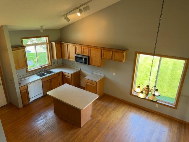 View of Residential at 1516 Dublin Court, Shakopee MN 55379, Shakopee (7 of 19) - Mike Wilen | Minnesota Team Real Estate