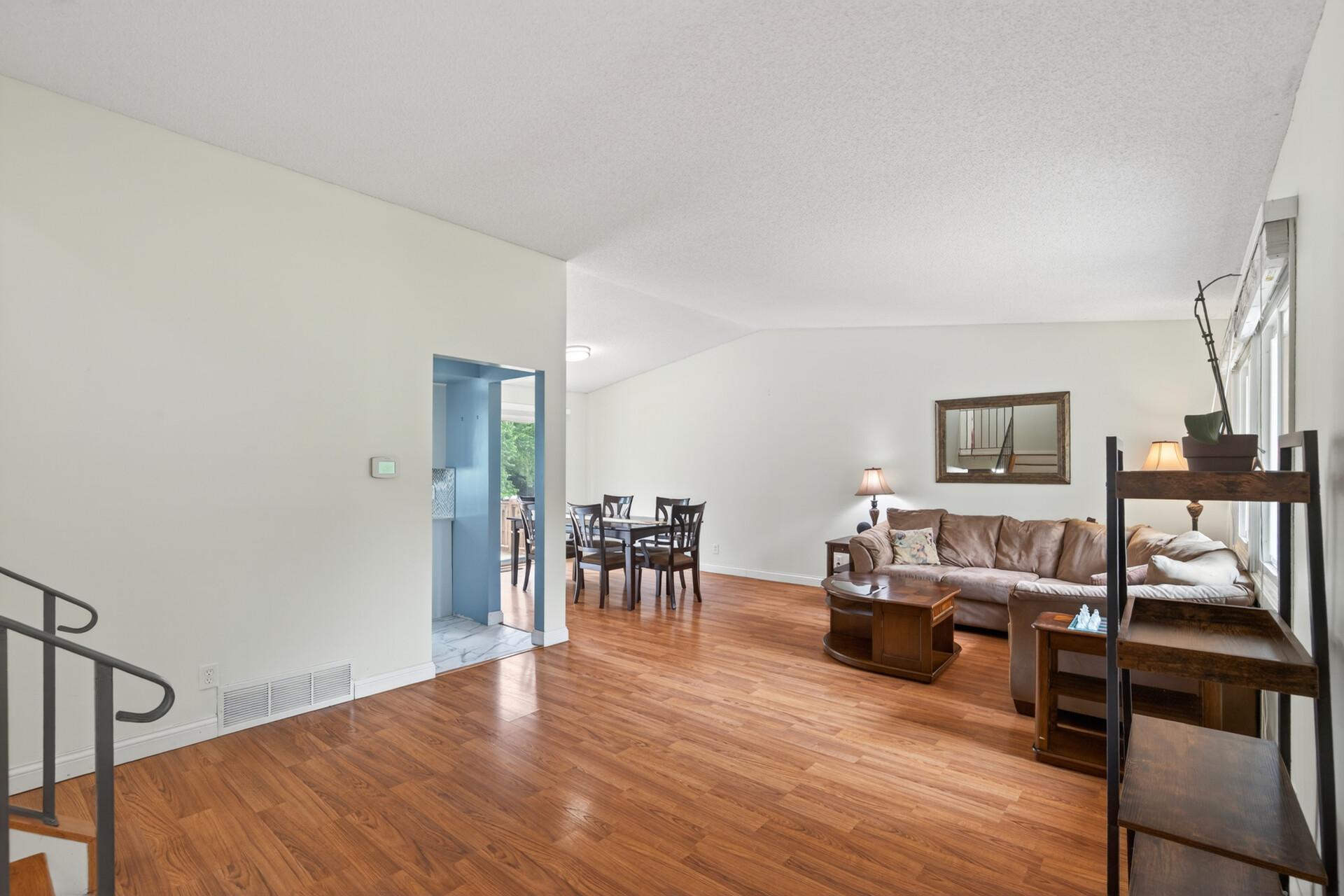 View of Residential at 8522 Darnel Road, Eden Prairie MN 55347, Eden Prairie (6 of 55) - Mike Wilen | Minnesota Team Real Estate