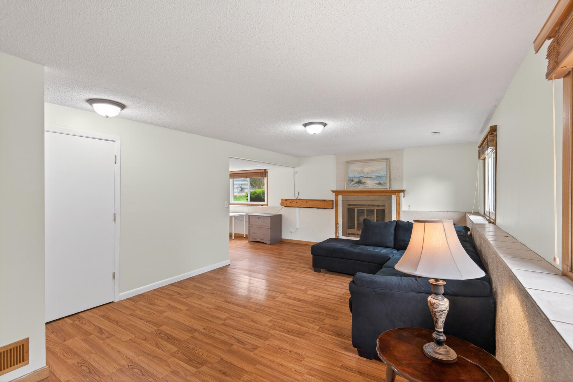 View of Residential at 8522 Darnel Road, Eden Prairie MN 55347, Eden Prairie (28 of 55) - Mike Wilen | Minnesota Team Real Estate