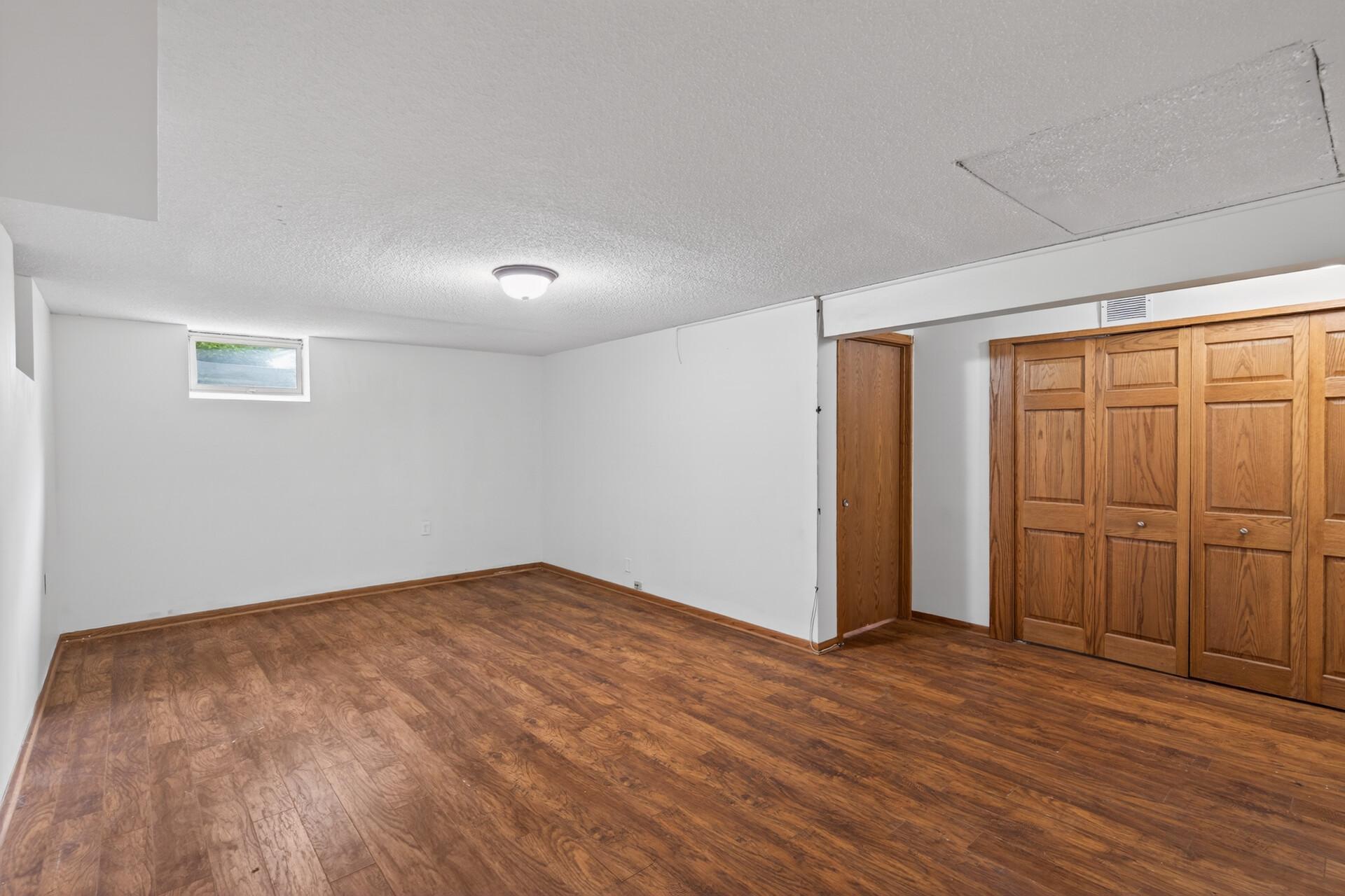 View of Residential at 8522 Darnel Road, Eden Prairie MN 55347, Eden Prairie (34 of 55) - Mike Wilen | Minnesota Team Real Estate