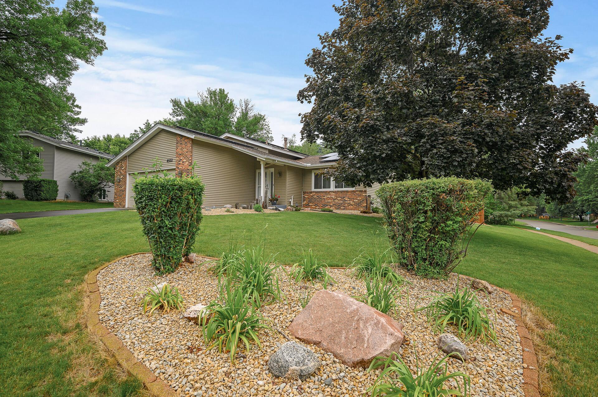 View of Residential at 8522 Darnel Road, Eden Prairie MN 55347, Eden Prairie (46 of 55) - Mike Wilen | Minnesota Team Real Estate