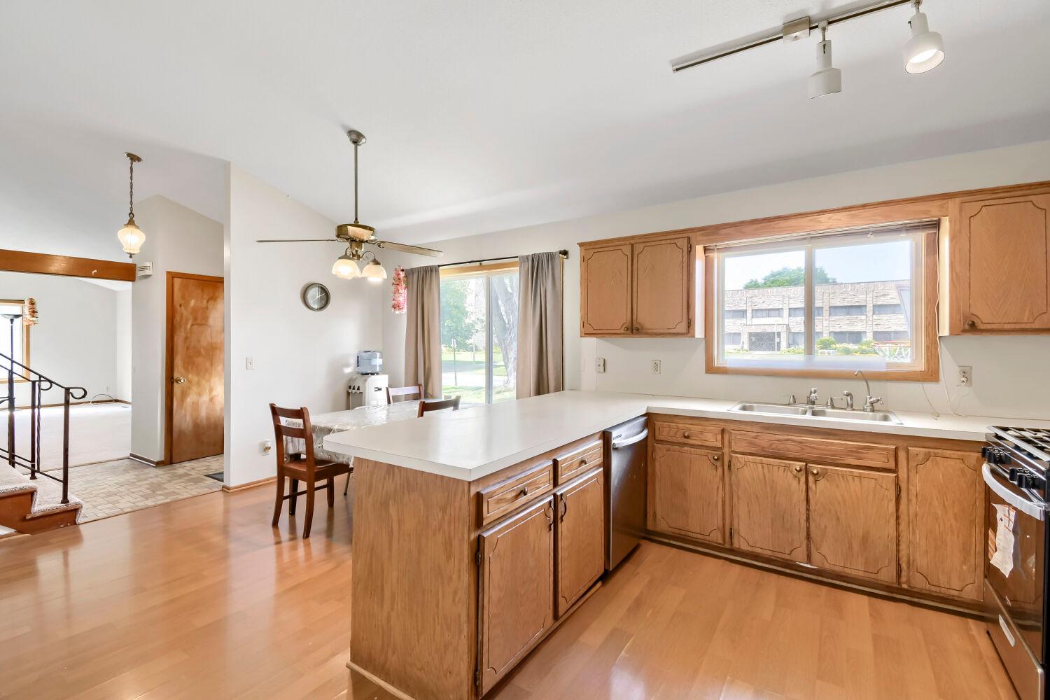 View of Residential at 7024 Halifax Avenue, Brooklyn Center MN 55429, Brooklyn Center (6 of 31) - Mike Wilen | Minnesota Team Real Estate