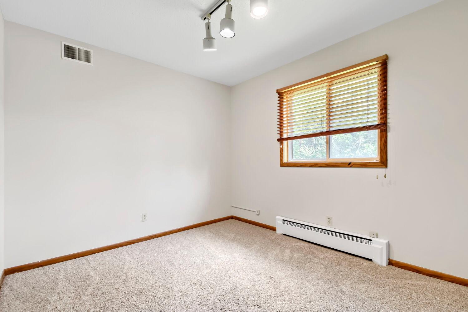 View of Residential at 7024 Halifax Avenue, Brooklyn Center MN 55429, Brooklyn Center (12 of 31) - Mike Wilen | Minnesota Team Real Estate