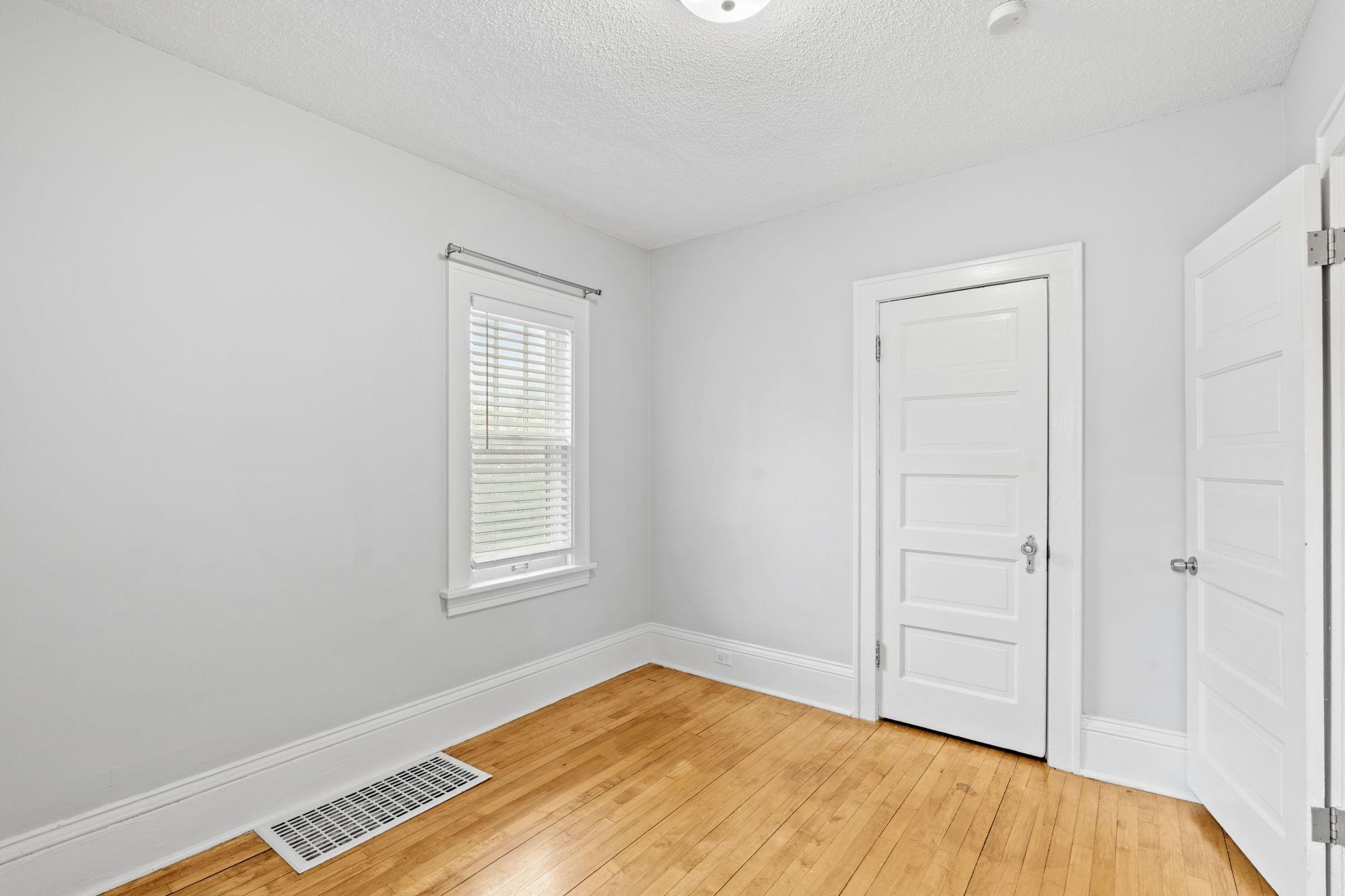 View of Residential at 215 48th Street, Minneapolis MN 55419, Minneapolis (37 of 57) - Mike Wilen | Minnesota Team Real Estate