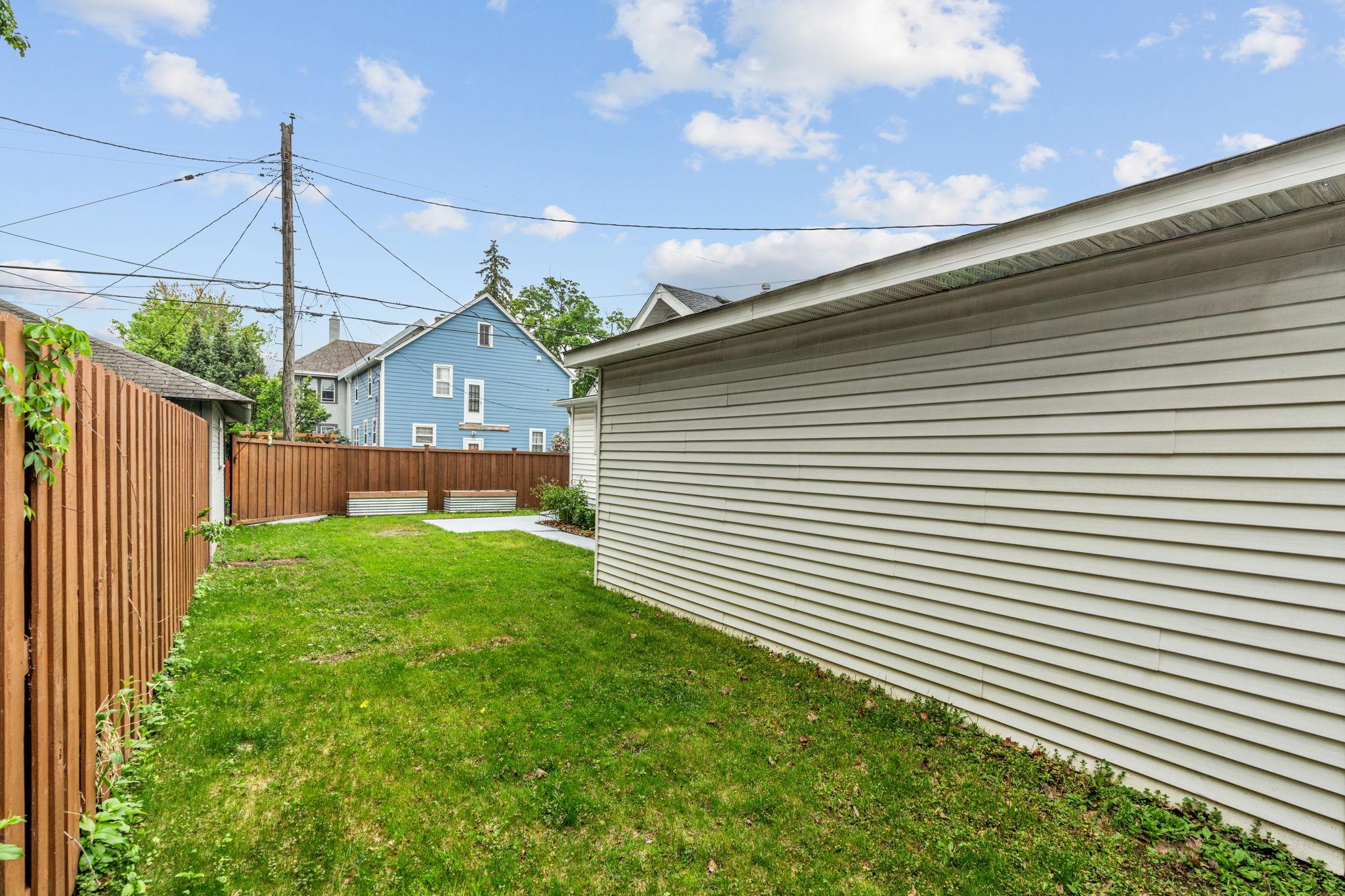 View of Residential at 215 48th Street, Minneapolis MN 55419, Minneapolis (10 of 57) - Mike Wilen | Minnesota Team Real Estate