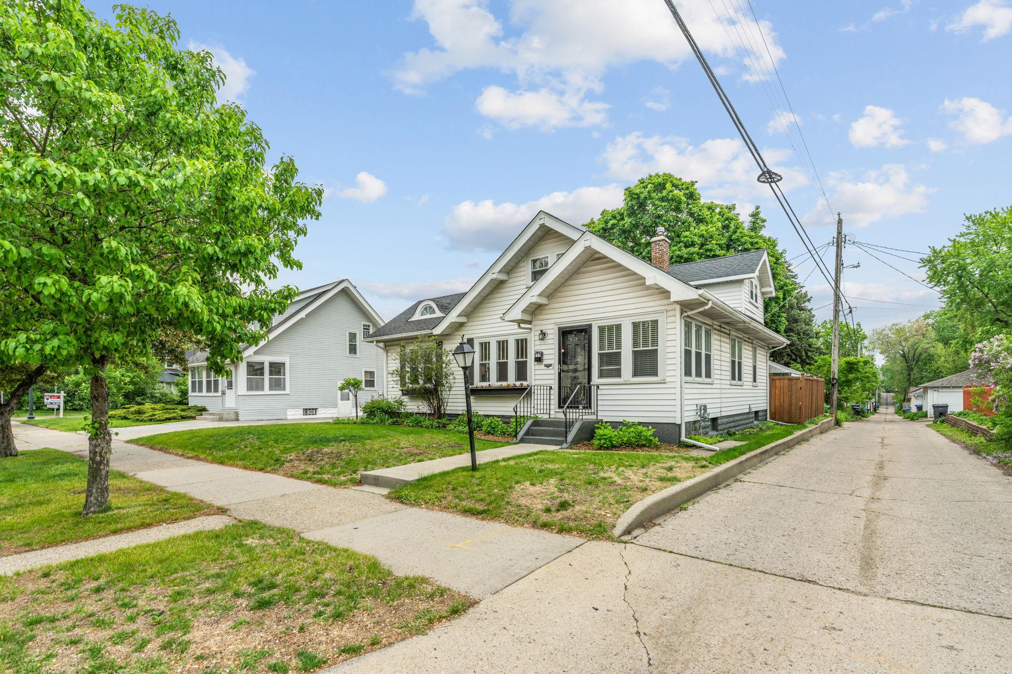 View of Residential at 215 48th Street, Minneapolis MN 55419, Minneapolis (3 of 57) - Mike Wilen | Minnesota Team Real Estate