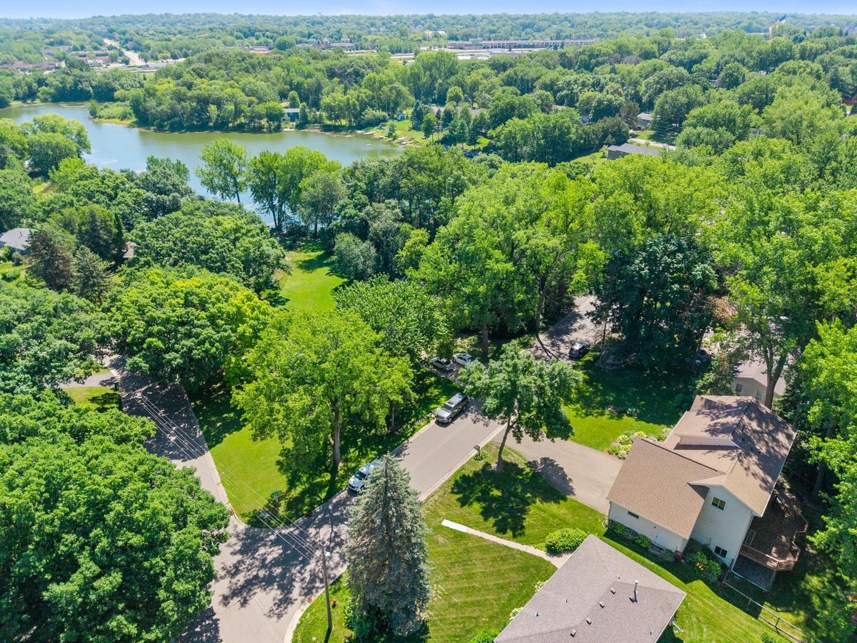 View of Residential at 16451 Kenosha Avenue, Lakeville MN 55044, Lakeville (49 of 53) - Mike Wilen | Minnesota Team Real Estate