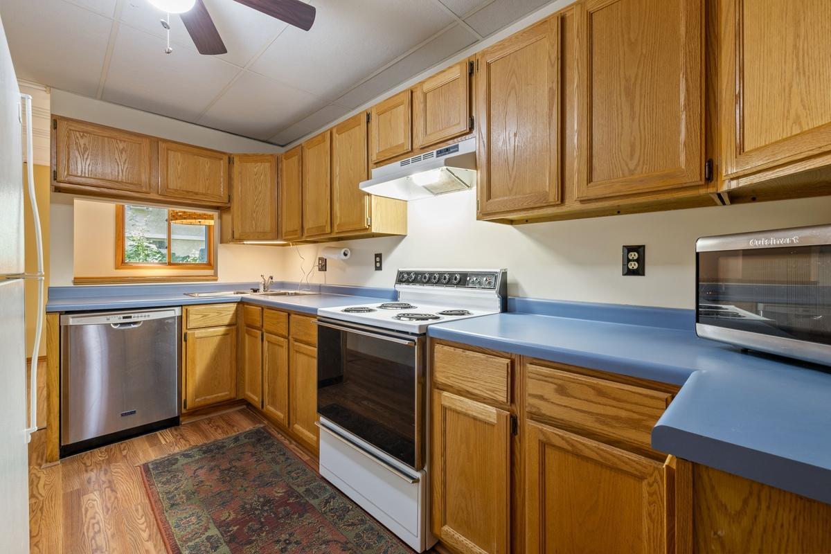 View of Residential at 16451 Kenosha Avenue, Lakeville MN 55044, Lakeville (35 of 53) - Mike Wilen | Minnesota Team Real Estate